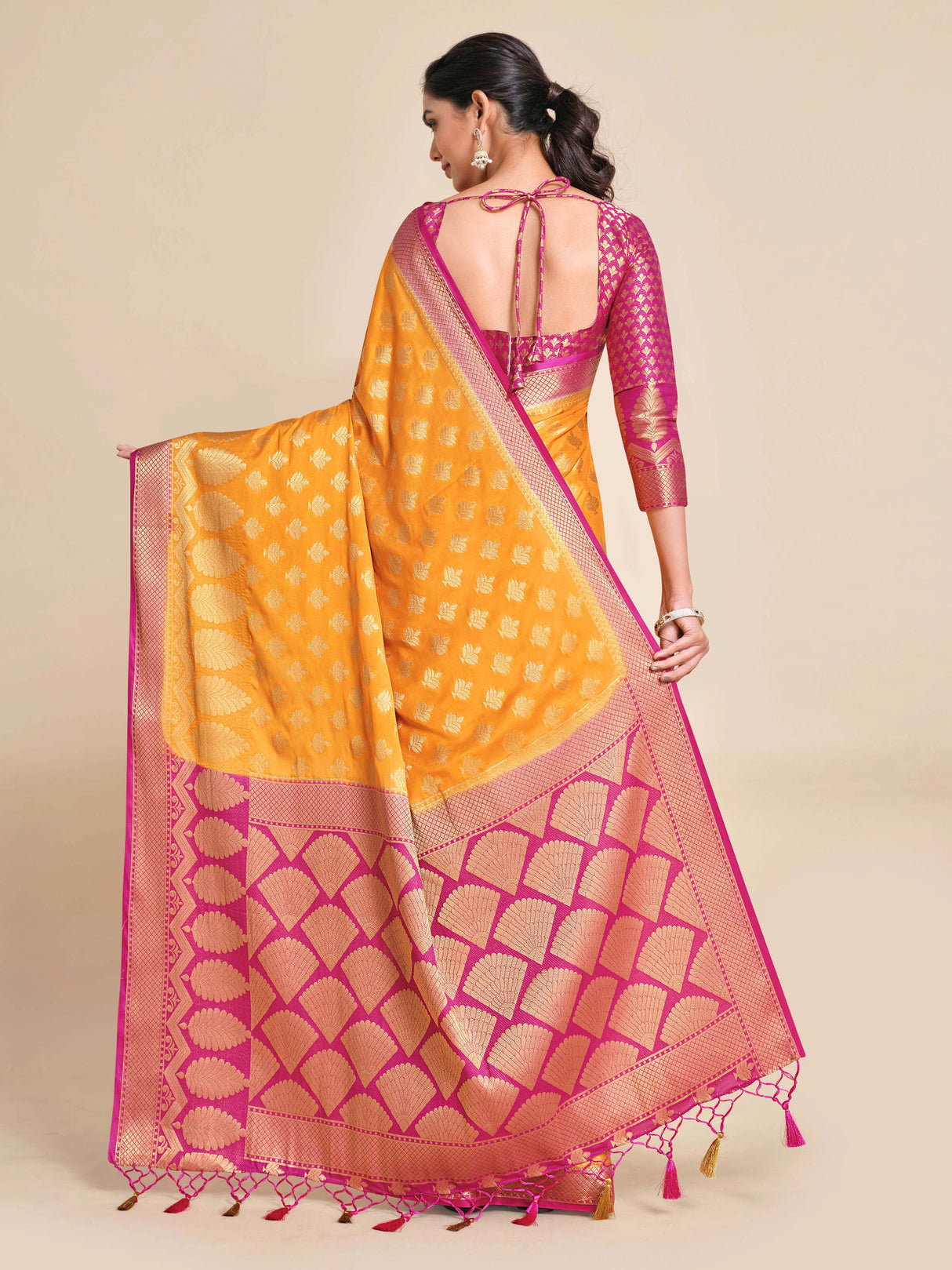 Mimosa Womens Crepe Saree Mysore Silk Gold Color