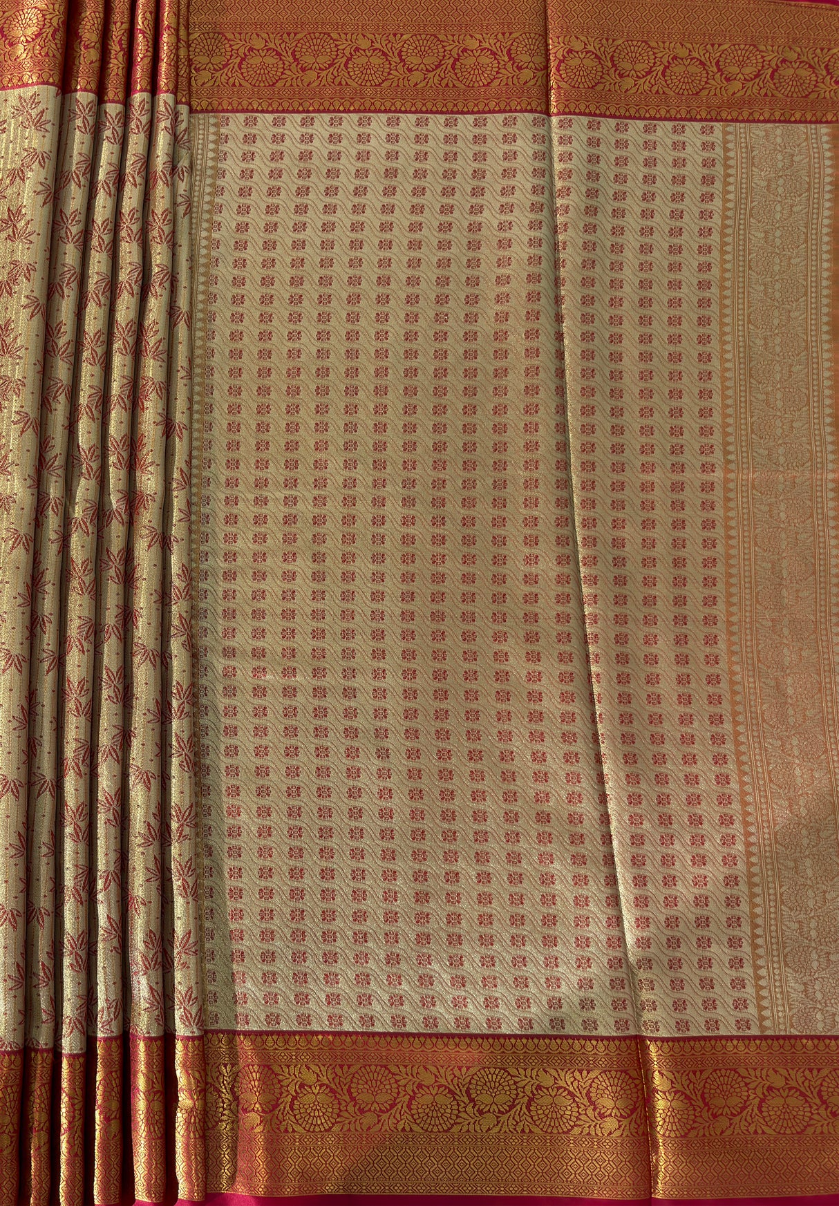 MIMOSA Women's Woven Design Kanjivaram Style Art Silk Saree with Blouse Piece - Maroon (SA00002477MRFREE)