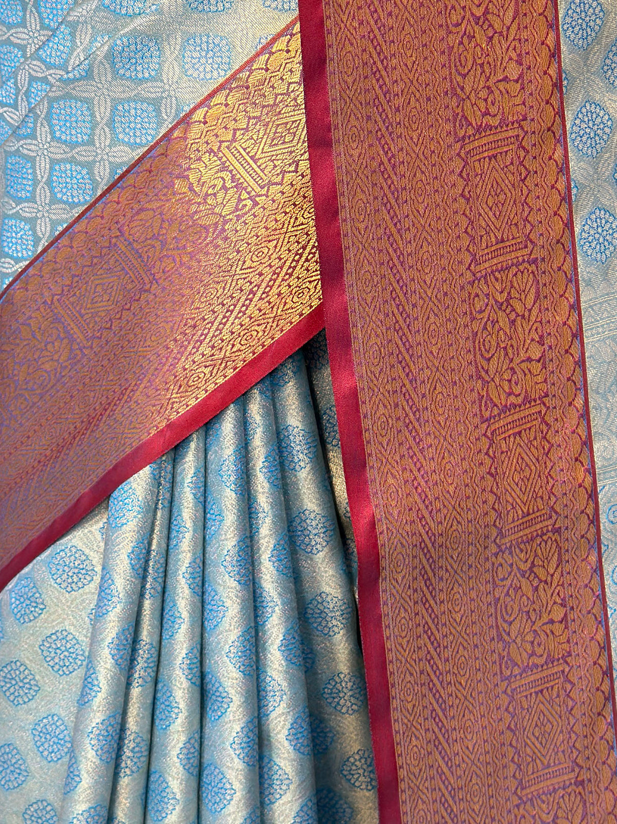 MIMOSA Women's Woven Design Kanjivaram Style Art Silk Saree with Blouse Piece - Ananda (SA00002734ANFREE)