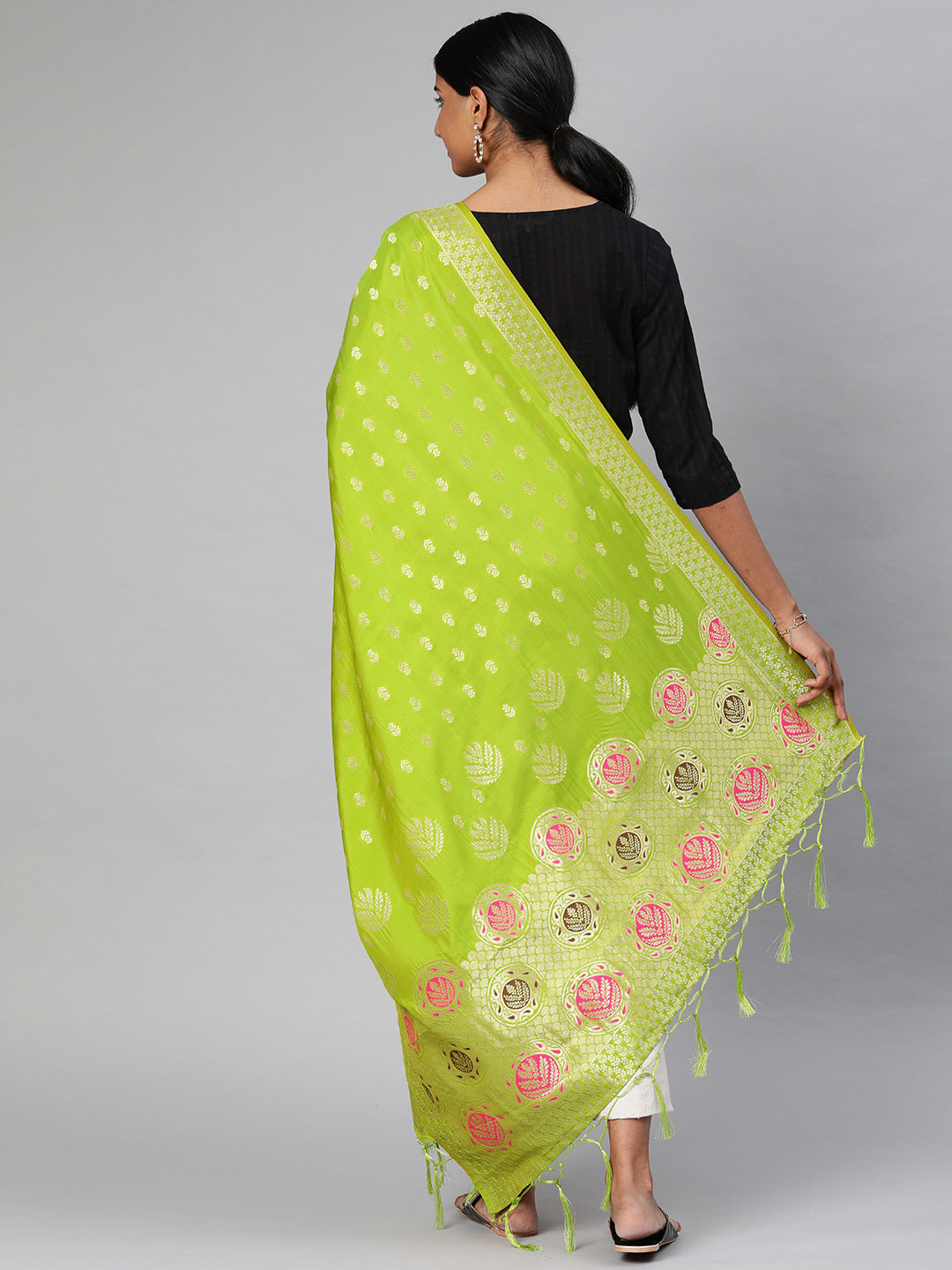 MIMOSA Green & Gold-Toned Woven Design Dupatta