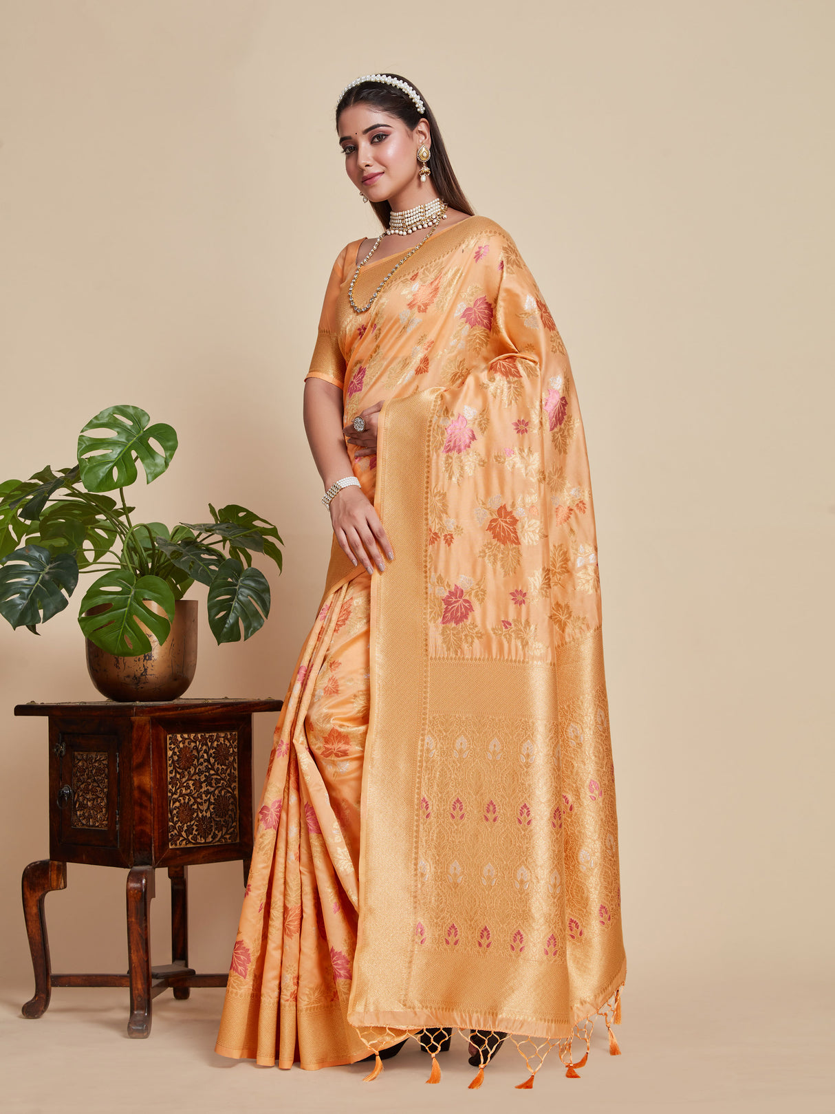Mimosa Women's Woven Design Kanjivaram Style Art Silk Saree With Blouse Piece : SA00001059PC