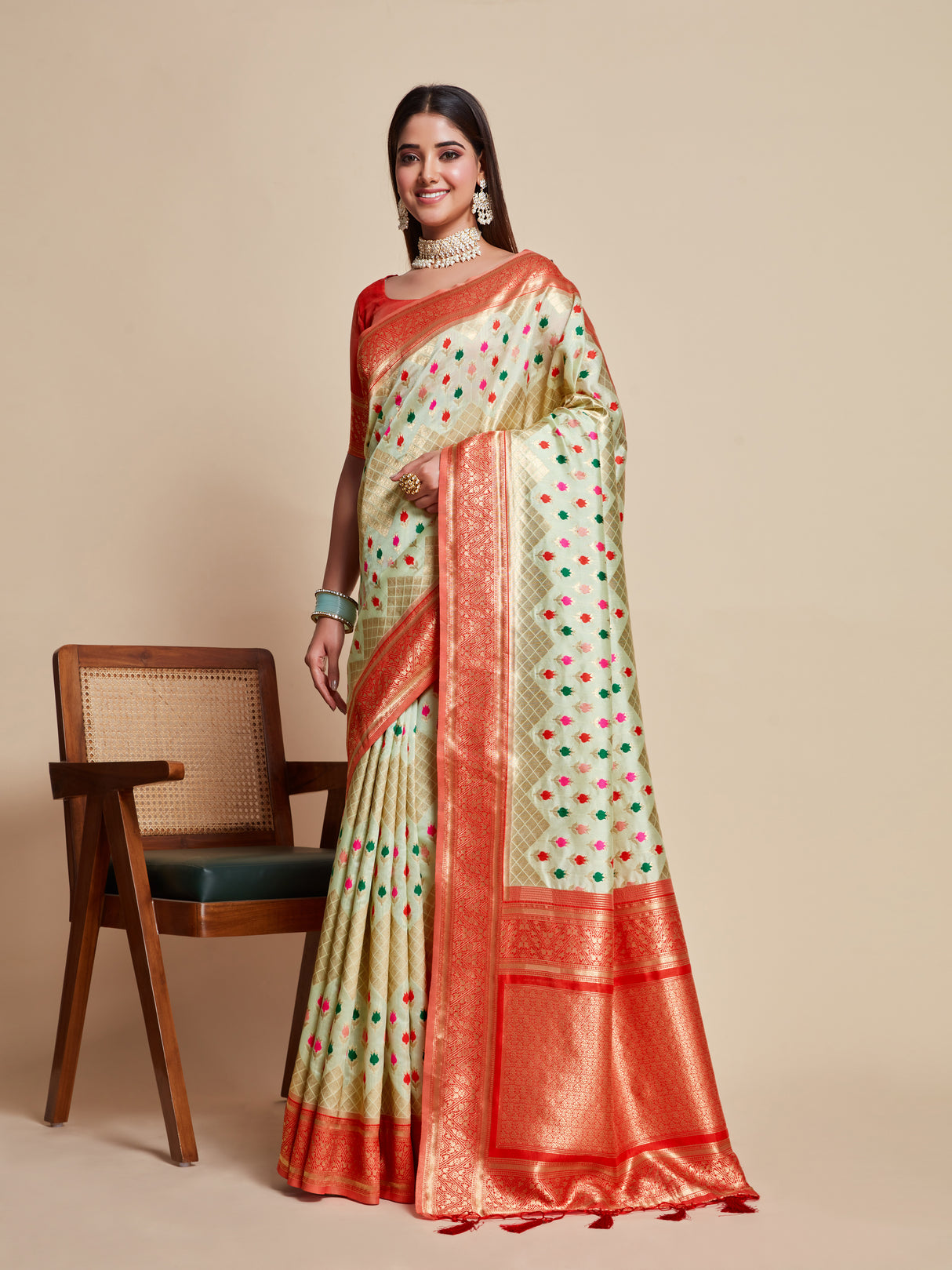 Mimosa Women's Woven Design Kanjivaram Art Silk Saree With Blouse Piece : SA00001062PS