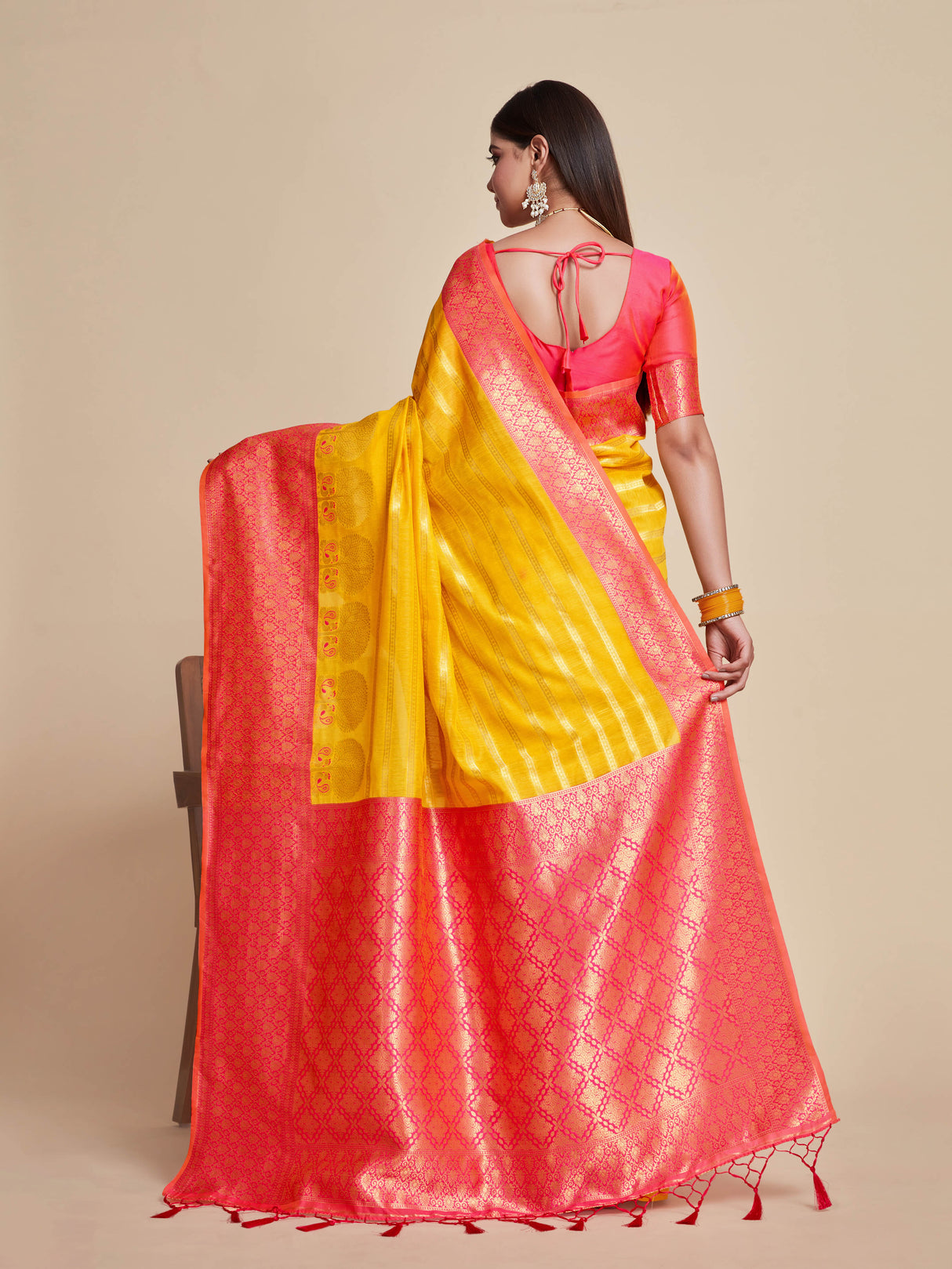 Mimosa Women's Woven Design Kanjivaram Art Silk Saree With Blouse Piece : SA00001078GD