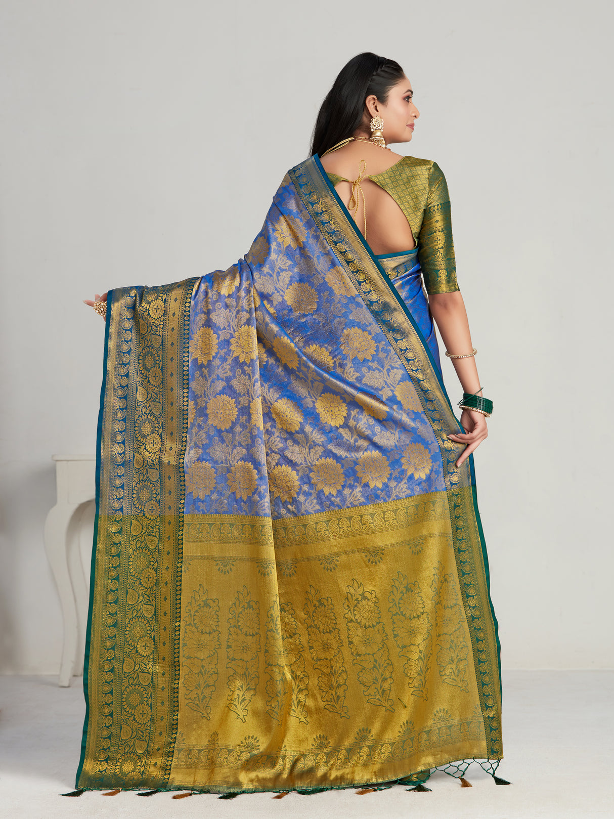 Mimosa Women's Woven Design Kanjivaram Art Silk Saree With Blouse Piece : SA00001128RB