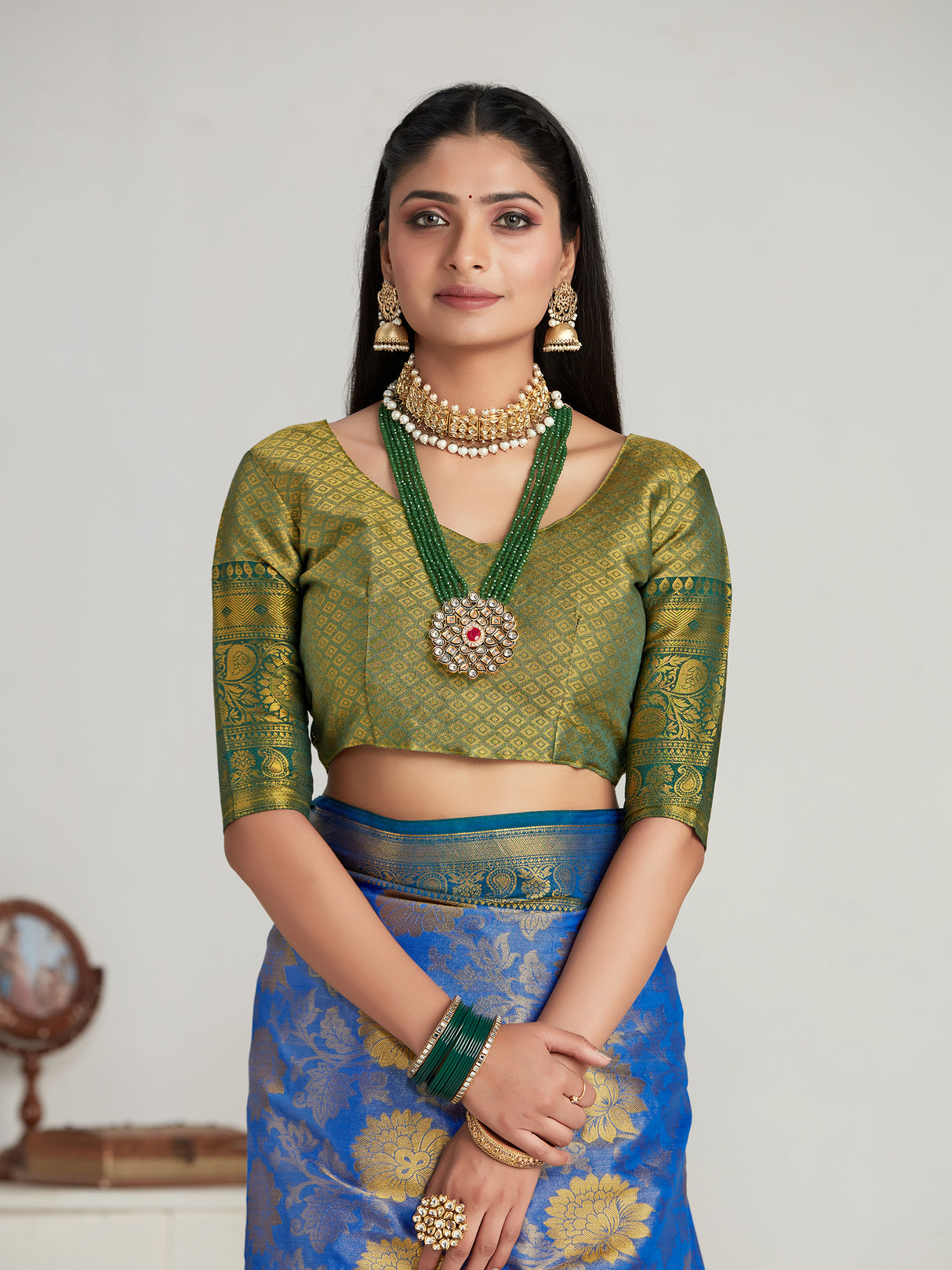 Mimosa Women's Woven Design Kanjivaram Art Silk Saree With Blouse Piece : SA00001128RB