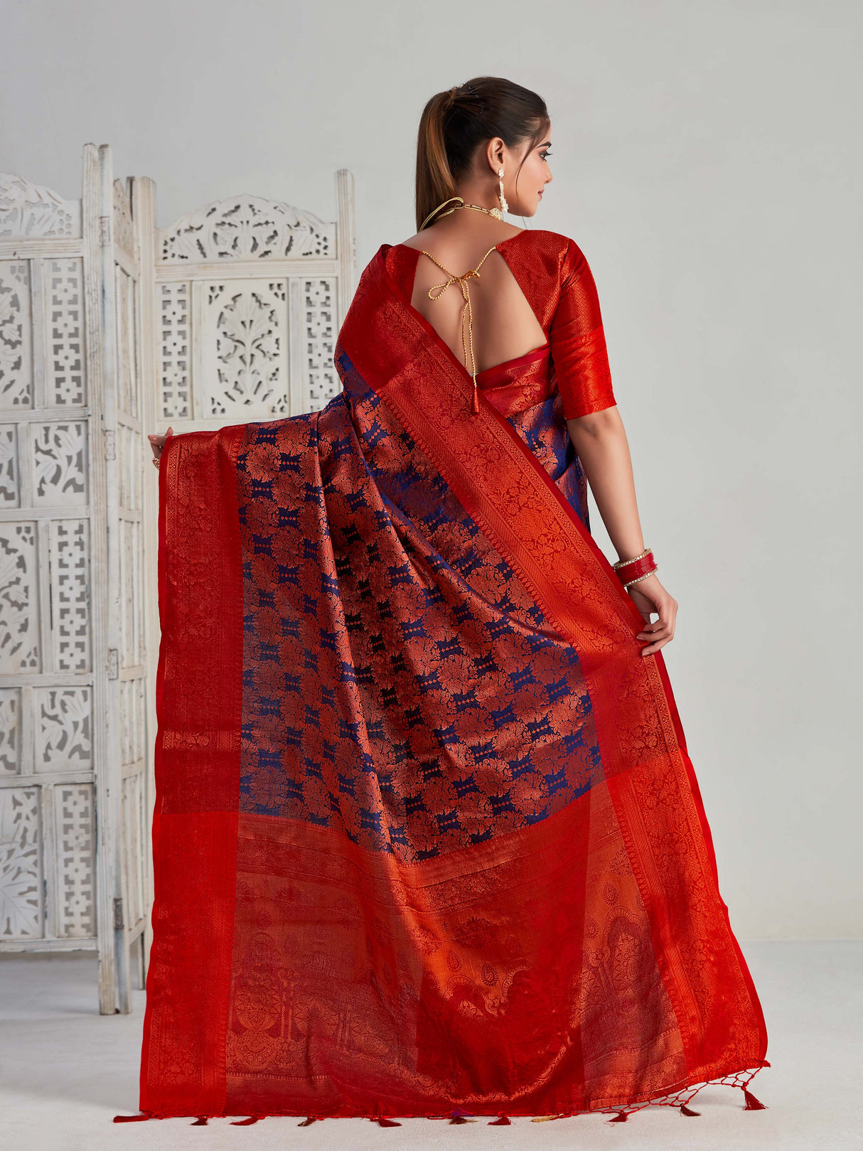 Mimosa Women's Woven Design Kanjivaram Art Silk Saree With Blouse Piece : SA00001129NV