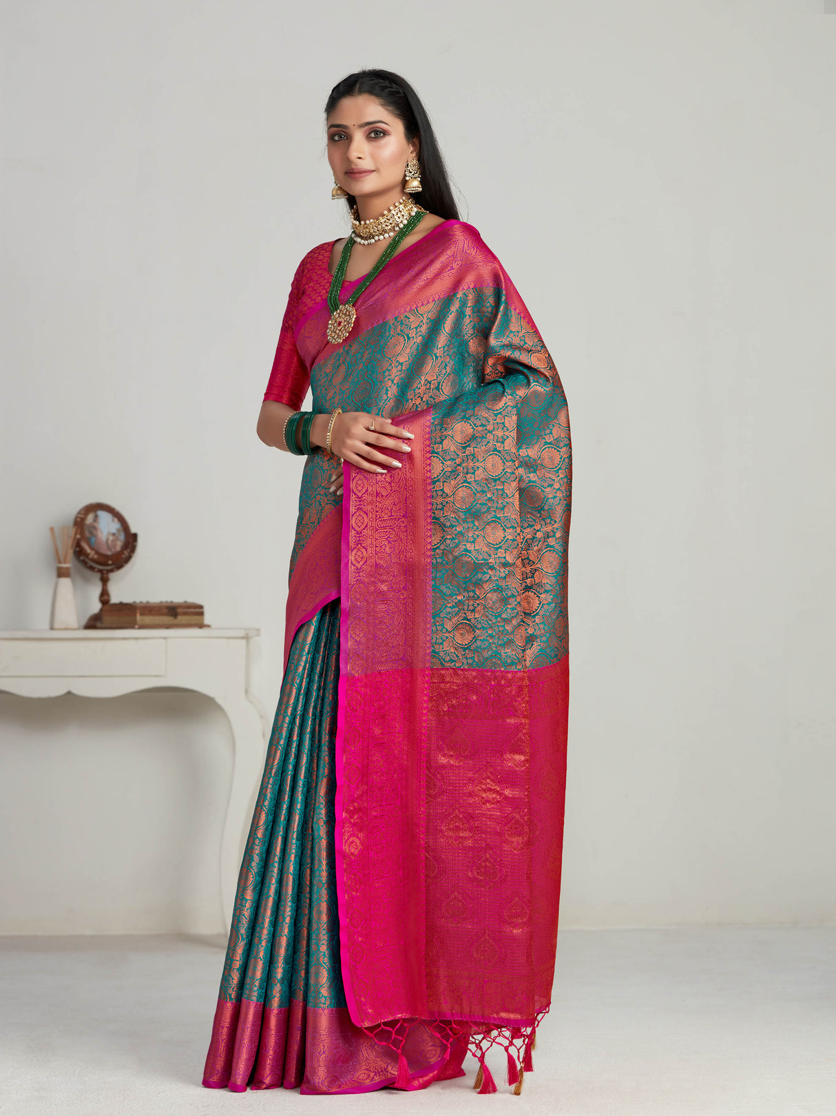 Mimosa Women's Woven Design Kanjivaram Art Silk Saree With Blouse Piece : SA00001130SF