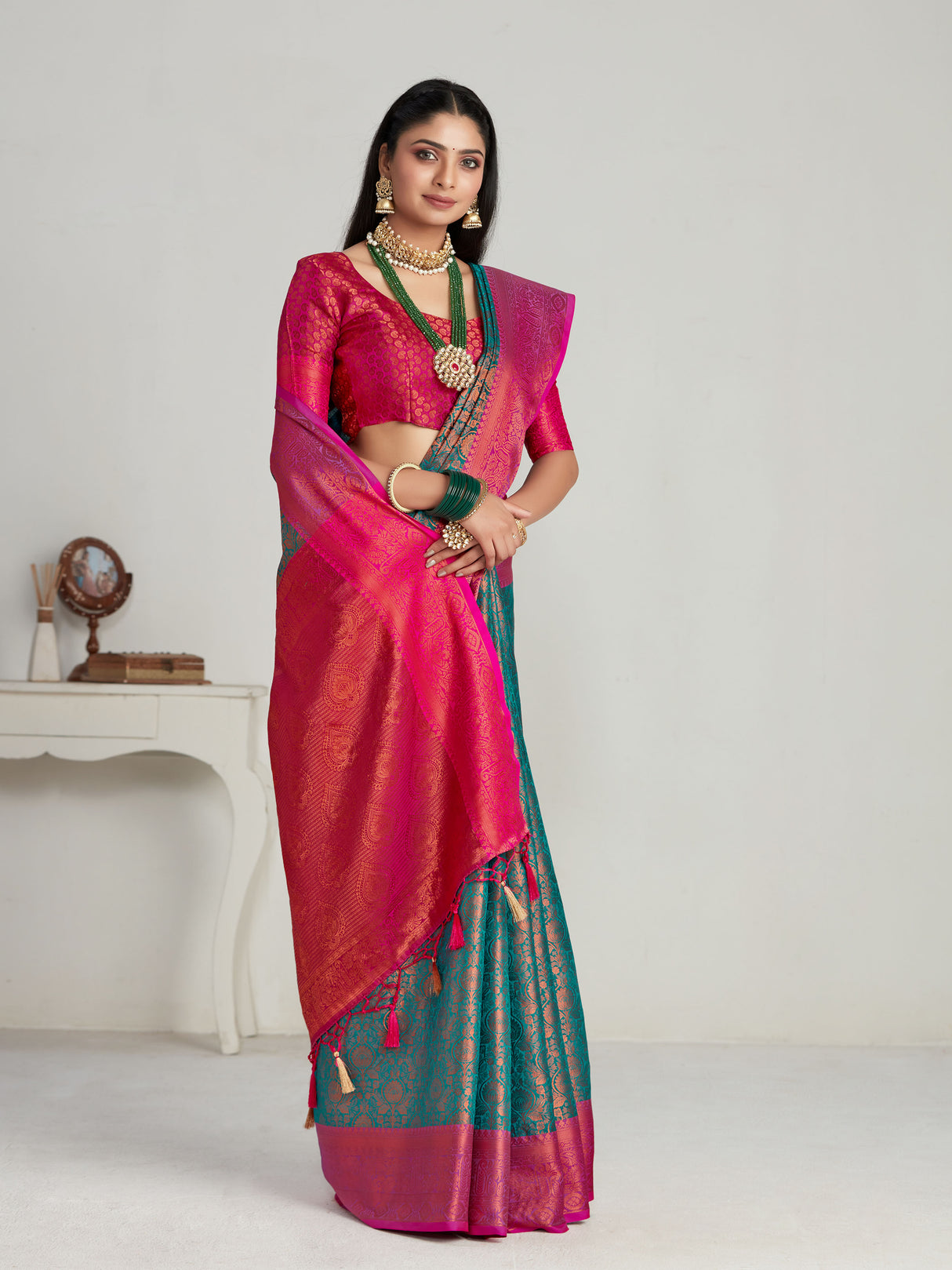 Mimosa Women's Woven Design Kanjivaram Art Silk Saree With Blouse Piece : SA00001130SF