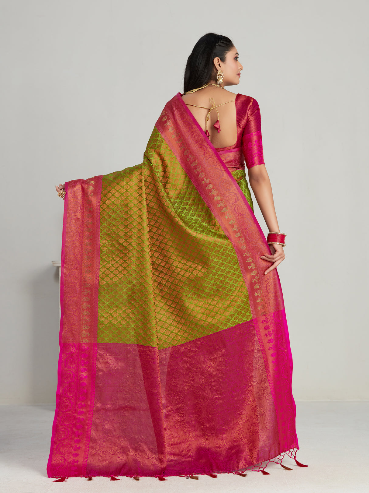 Mimosa Women's Woven Design Kanjivaram Art Silk Saree With Blouse Piece : SA00001131OL