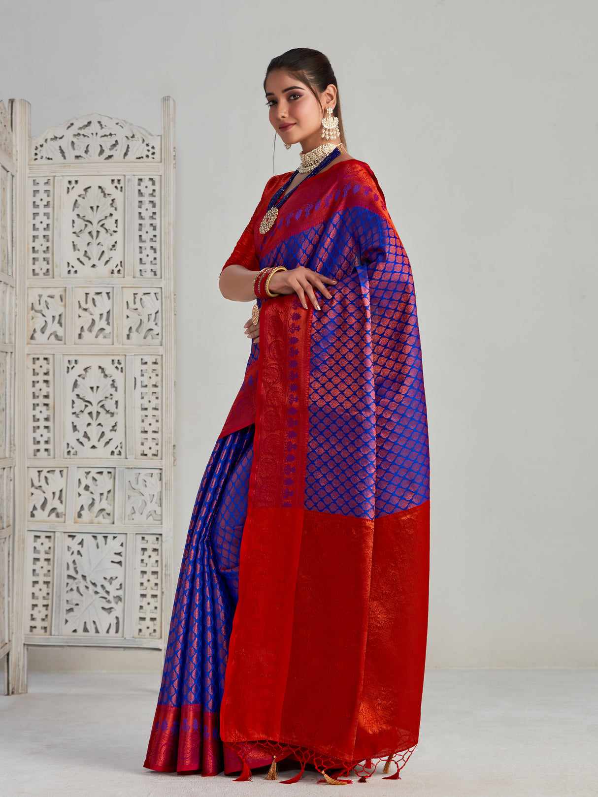 Mimosa Women's Woven Design Kanjivaram Art Silk Saree With Blouse Piece : SA00001131RB