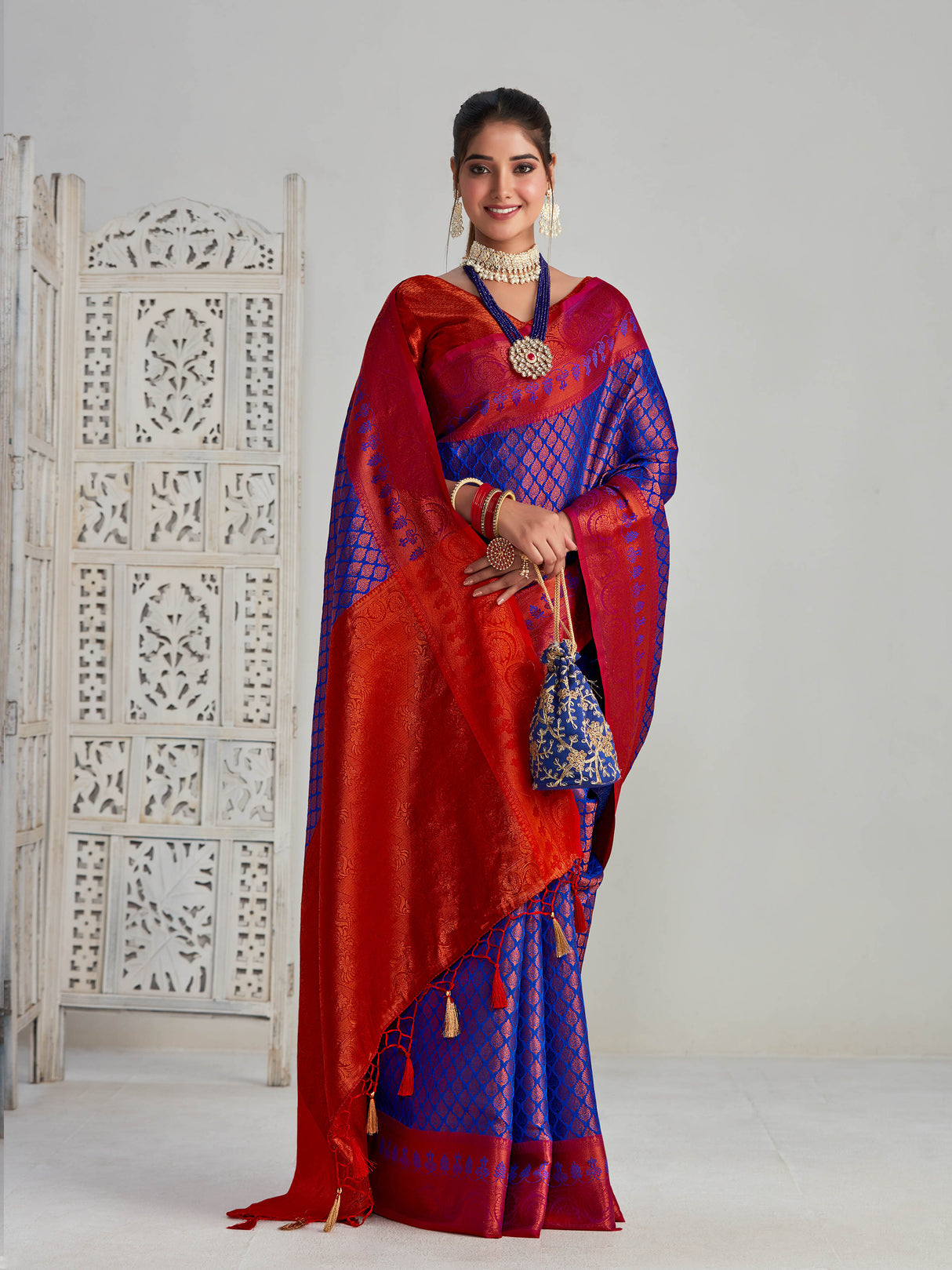 Mimosa Women's Woven Design Kanjivaram Art Silk Saree With Blouse Piece : SA00001131RB