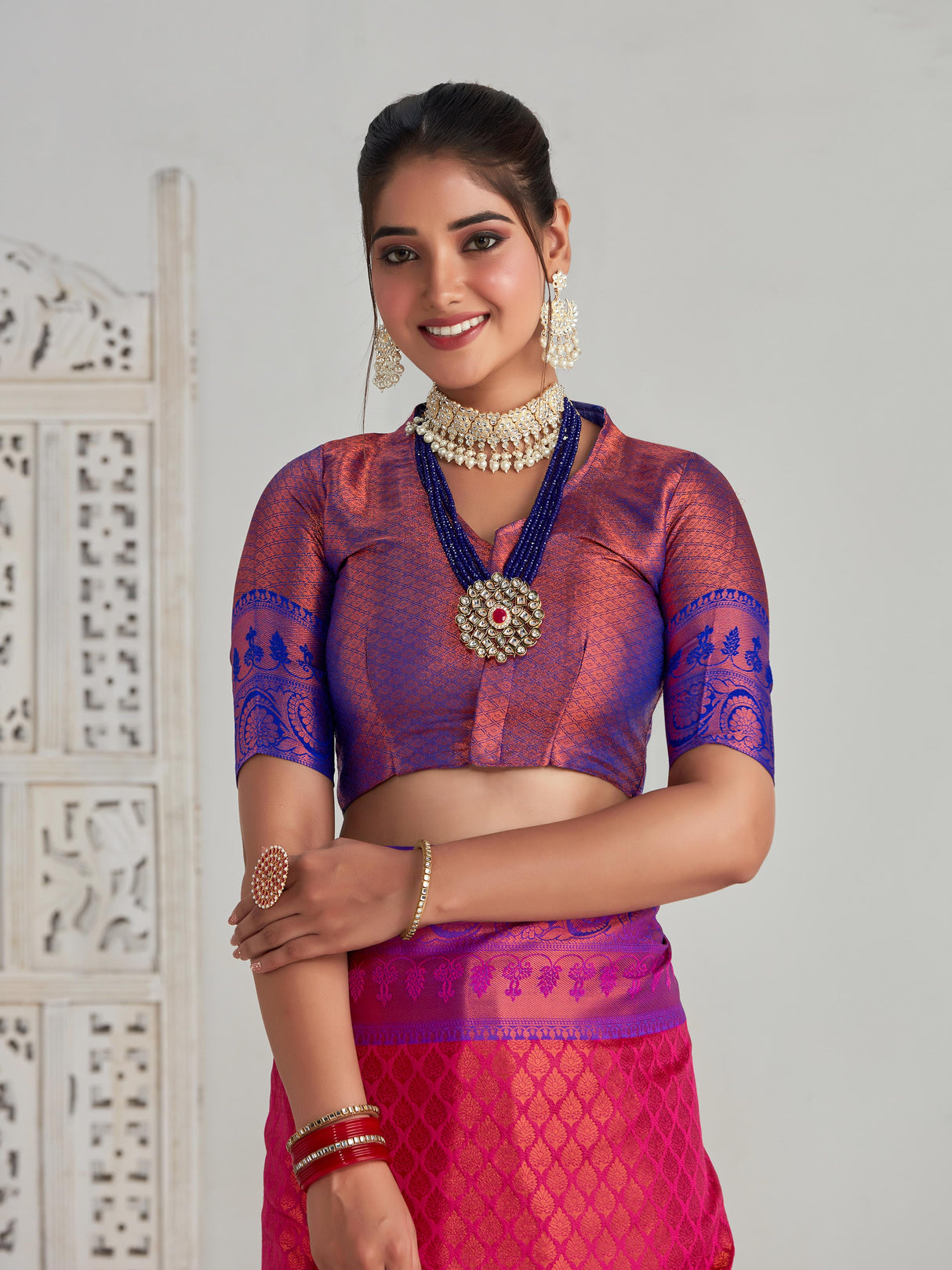 Mimosa Women's Woven Design Kanjivaram Art Silk Saree With Blouse Piece : SA00001131RN