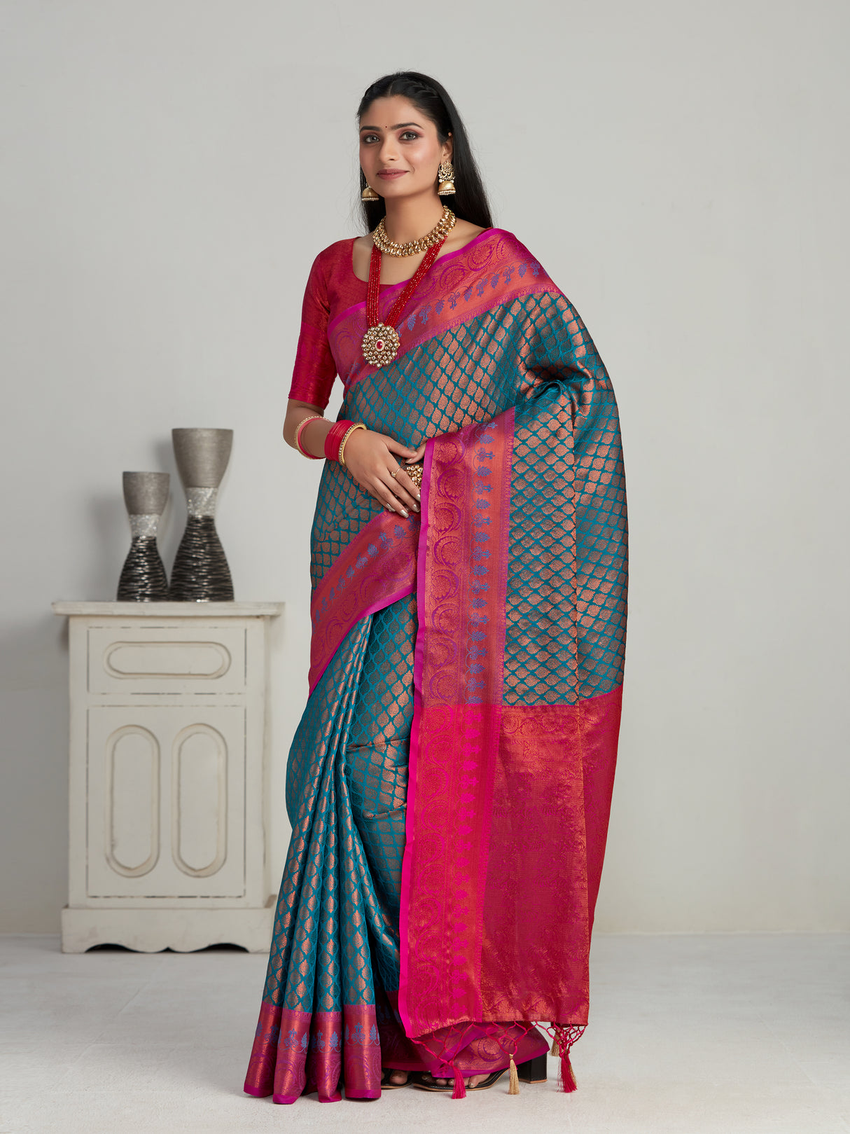 Mimosa Women's Woven Design Kanjivaram Art Silk Saree With Blouse Piece : SA00001131SF