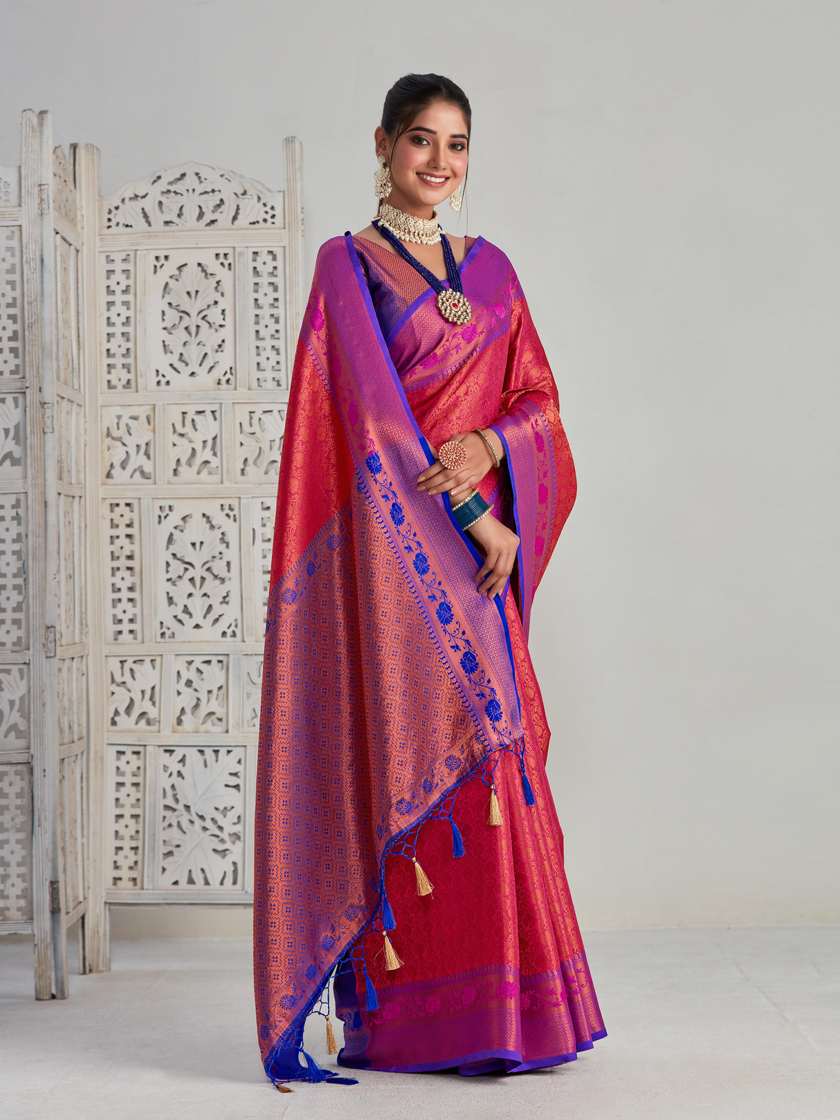 Mimosa Women's Woven Design Kanjivaram Art Silk Saree With Blouse Piece : SA00001133RN