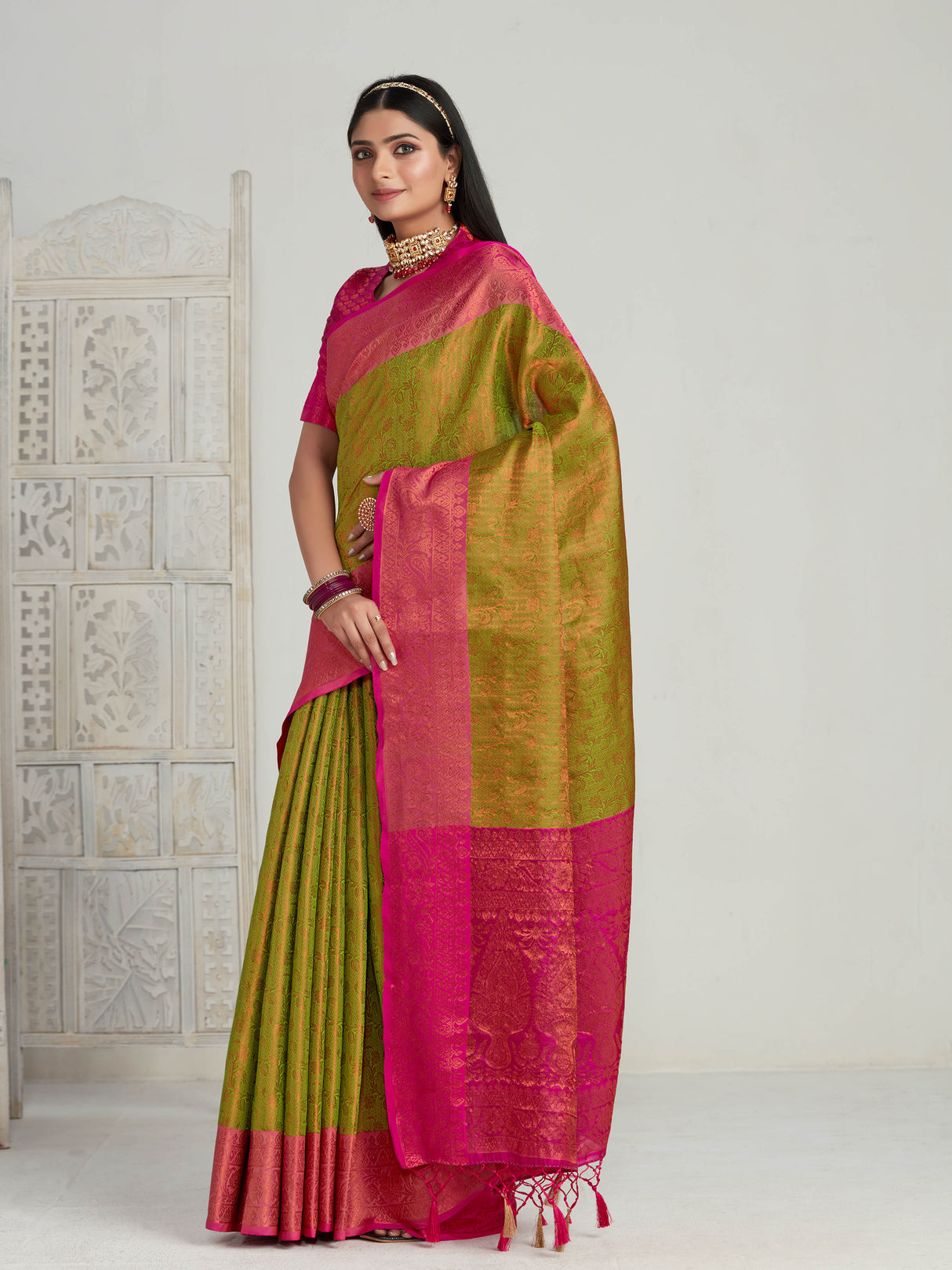 Mimosa Women's Woven Design Kanjivaram Art Silk Saree With Blouse Piece : SA00001134OL