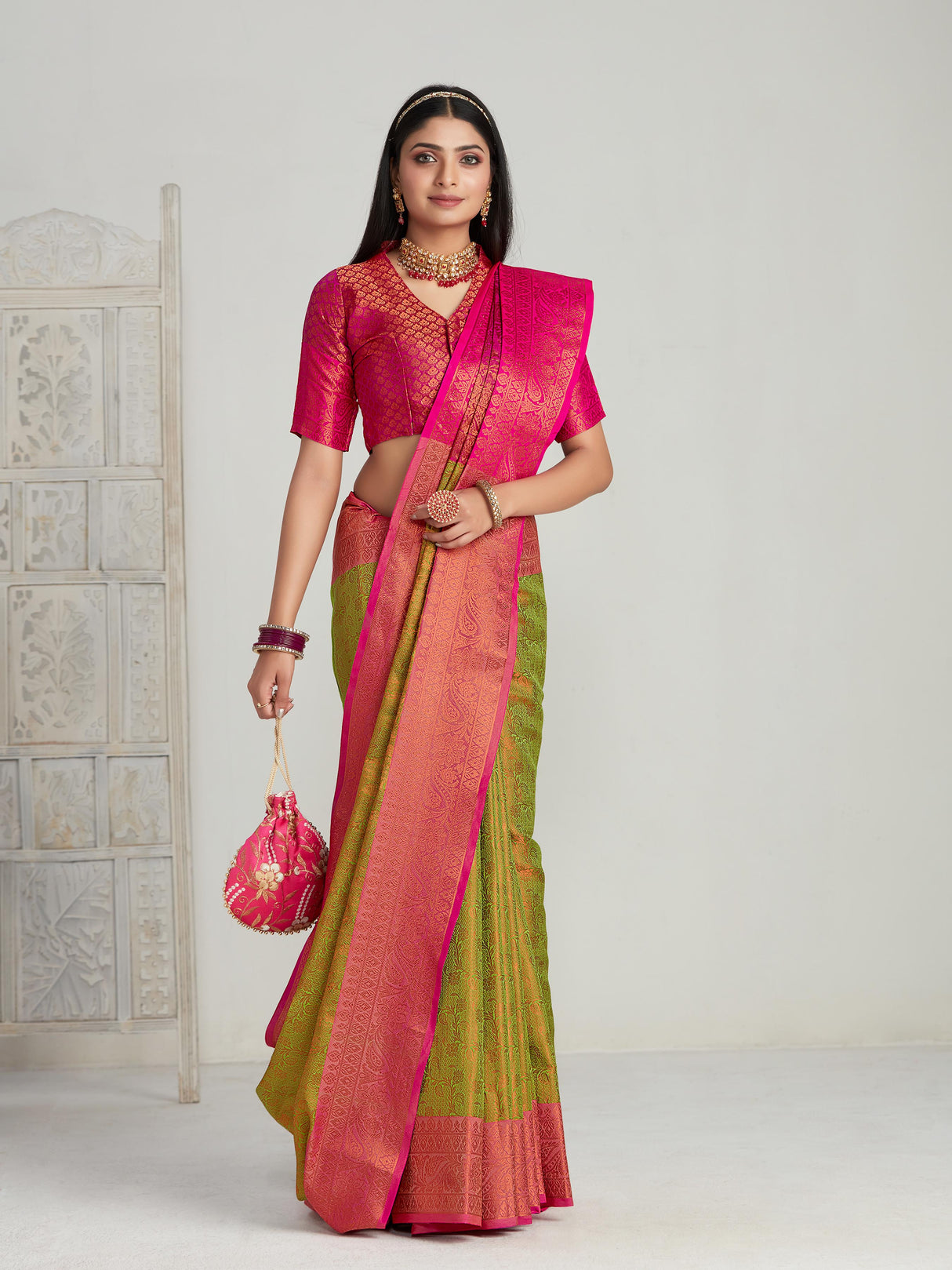 Mimosa Women's Woven Design Kanjivaram Art Silk Saree With Blouse Piece : SA00001134OL