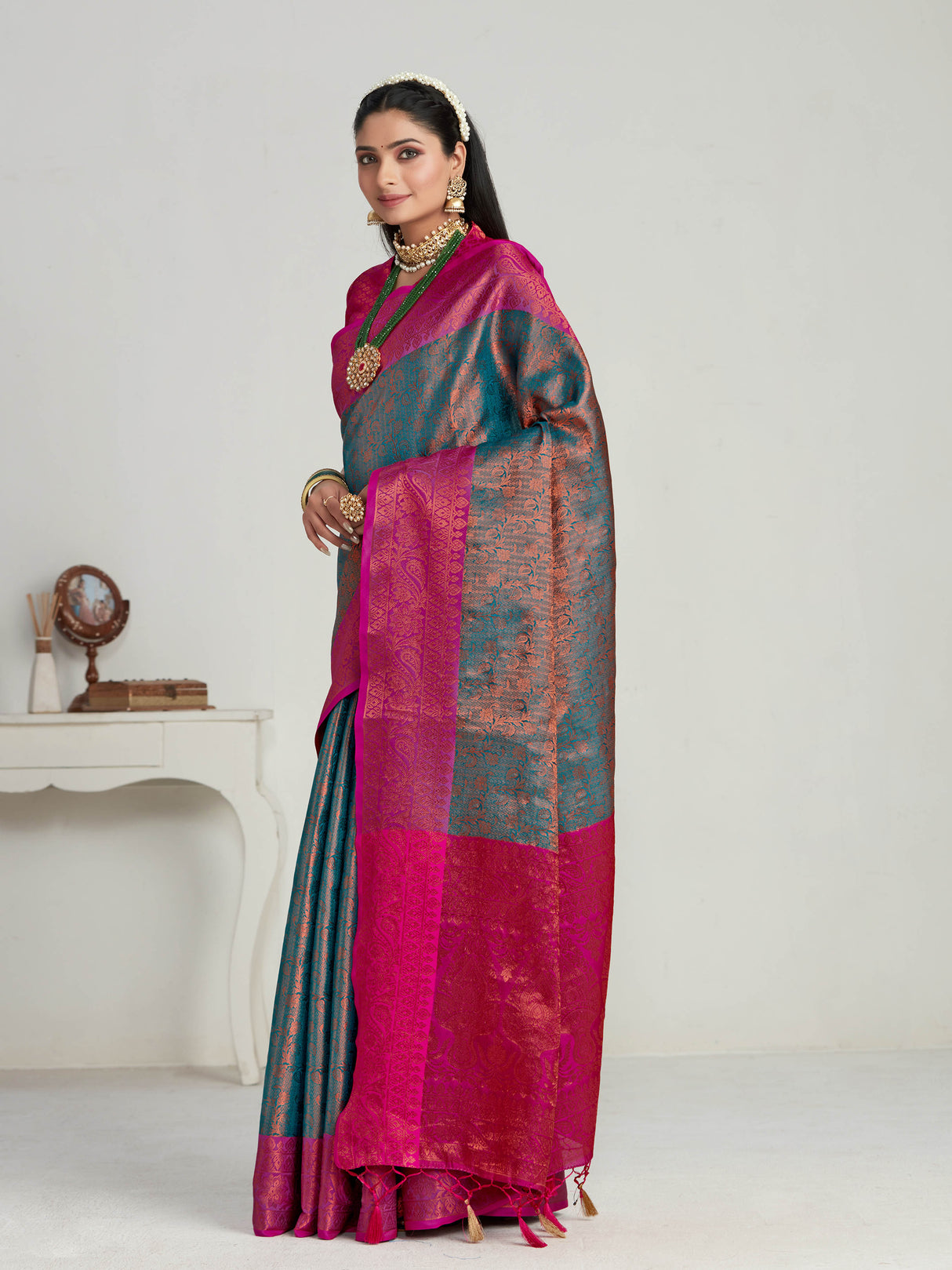 Mimosa Women's Woven Design Kanjivaram Art Silk Saree With Blouse Piece : SA00001134SF