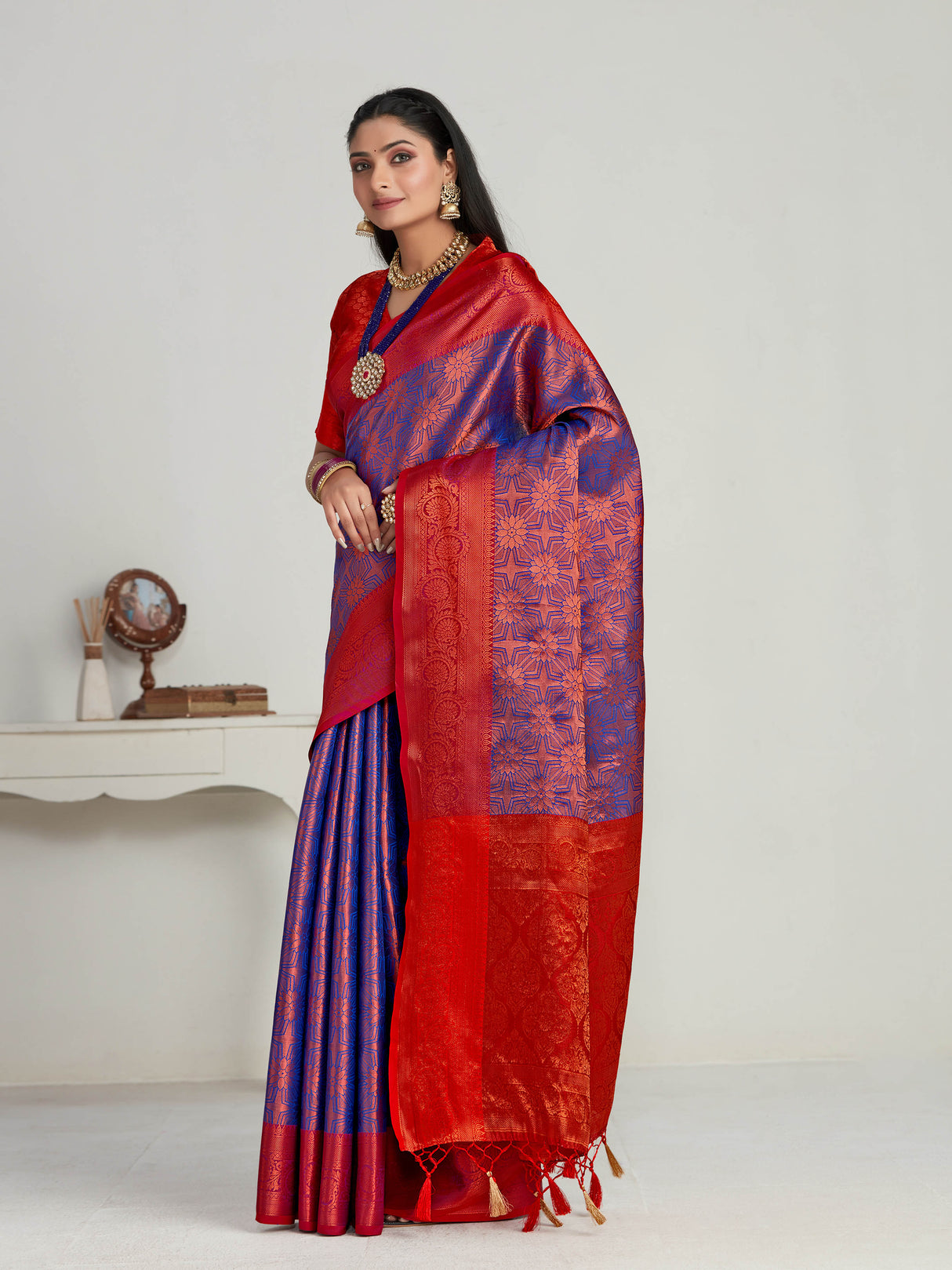 Mimosa Women's Woven Design Kanjivaram Art Silk Saree With Blouse Piece : SA00001135RB