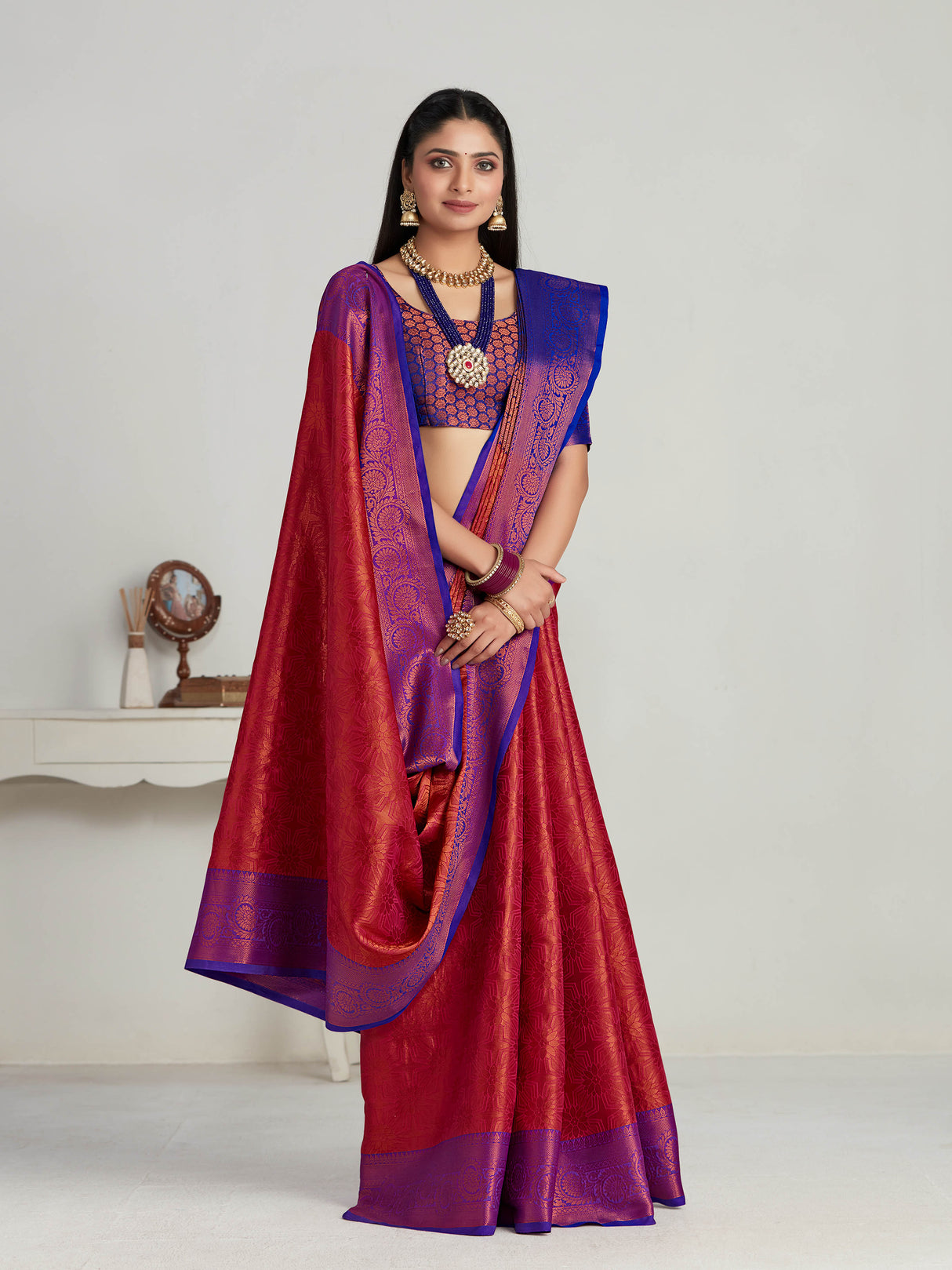 Mimosa Women's Woven Design Kanjivaram Art Silk Saree With Blouse Piece : SA00001135RN