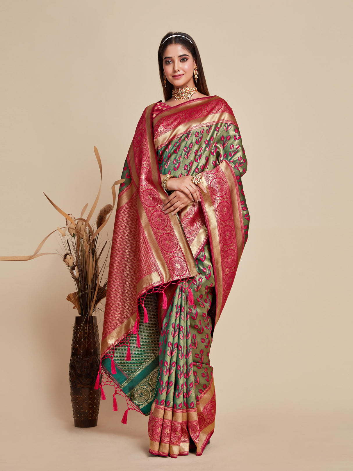 Mimosa Women's Woven Design Kanjivaram Art Silk Saree With Blouse Piece : SA00001144BG