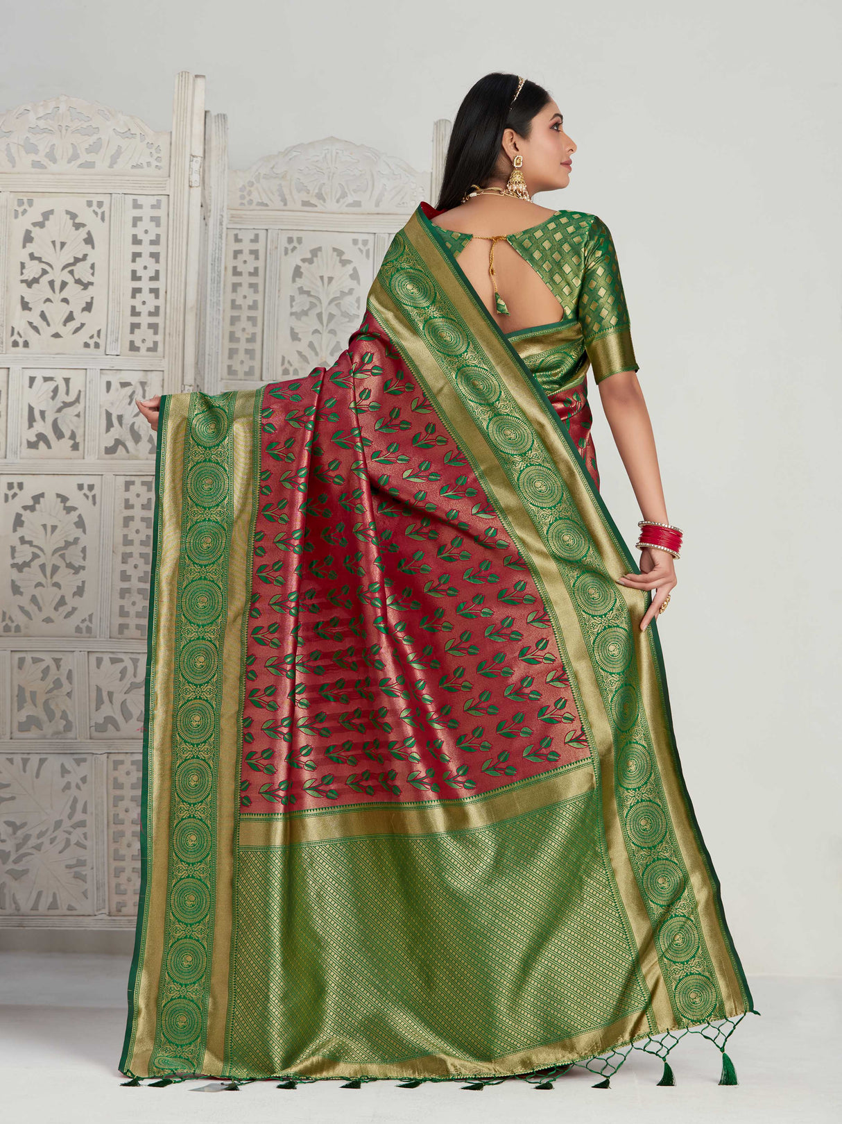 Mimosa Women's Woven Design Kanjivaram Art Silk Saree With Blouse Piece : SA00001144RN