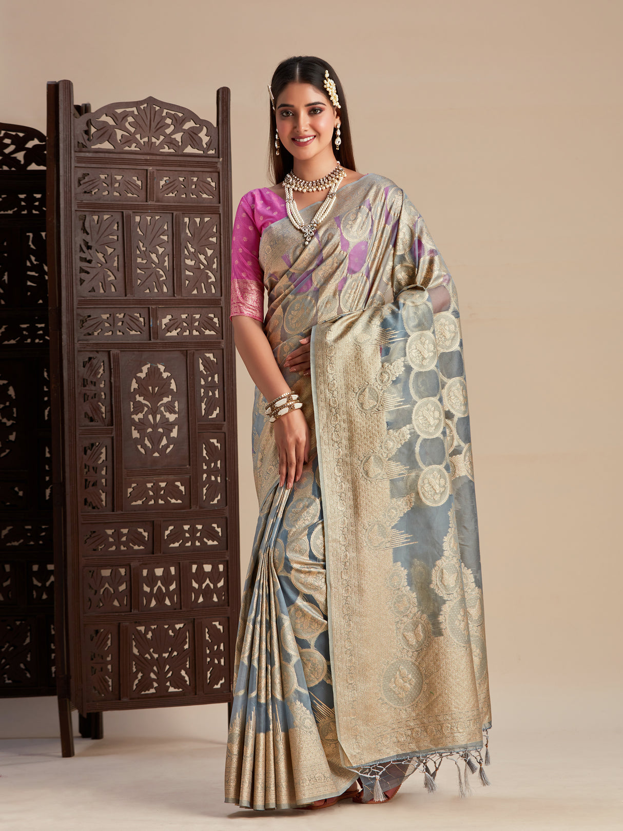 Mimosa Women's Woven Design Banarasi Organza Saree With Blouse Piece : SA00001160GY