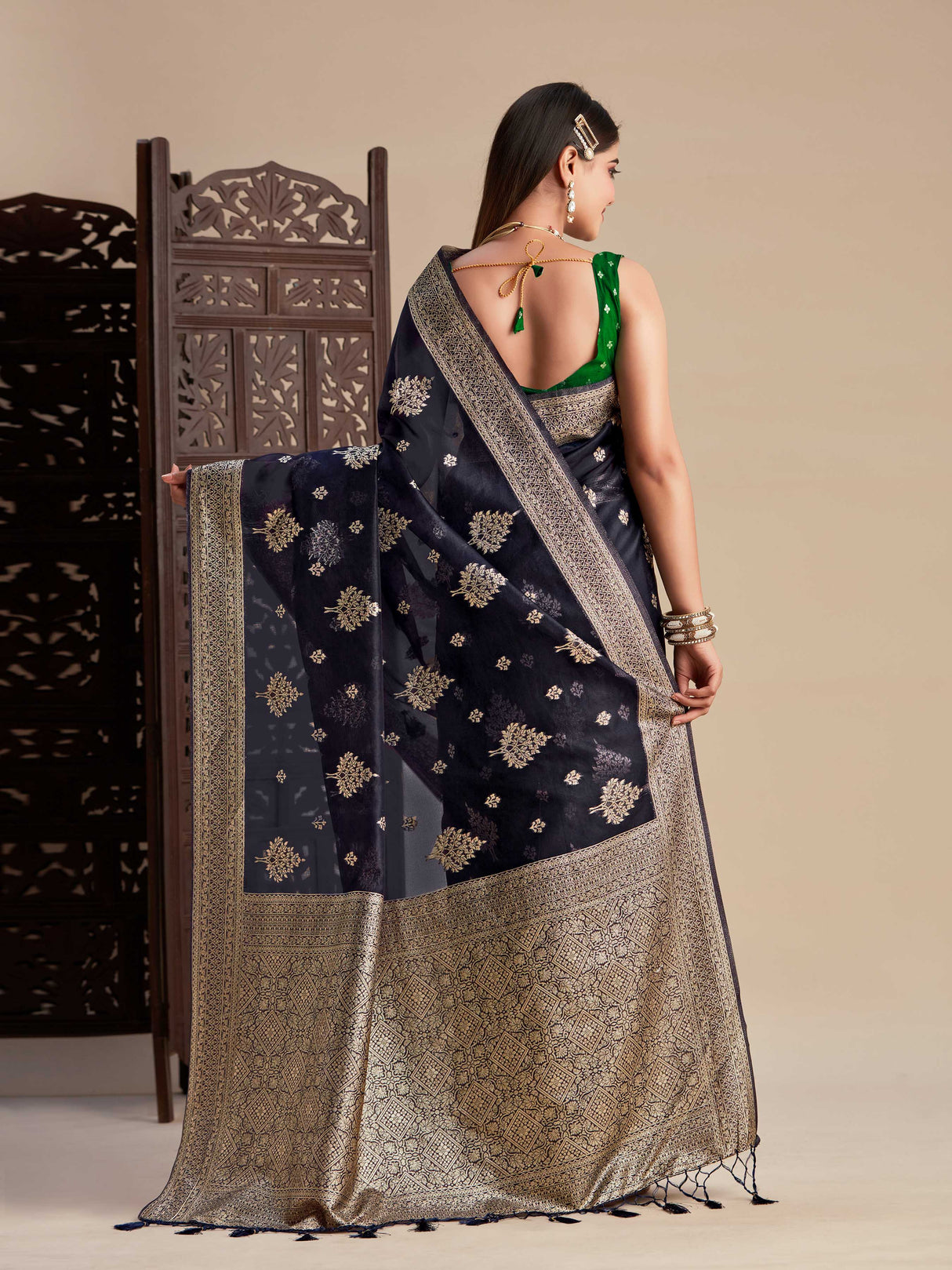 Mimosa Women's Woven Design Banarasi Organza Saree With Blouse Piece : SA00001161NV