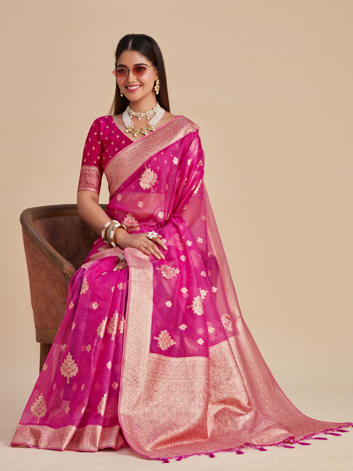 Mimosa Women's Woven Design Banarasi Organza Saree With Blouse Piece : SA00001161PNK