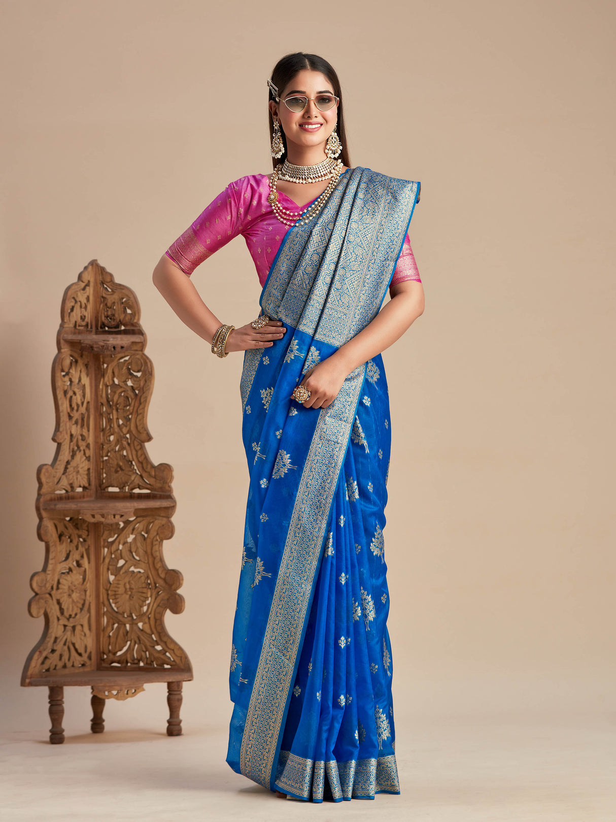 Mimosa Women's Woven Design Banarasi Organza Saree With Blouse Piece : SA00001161RB