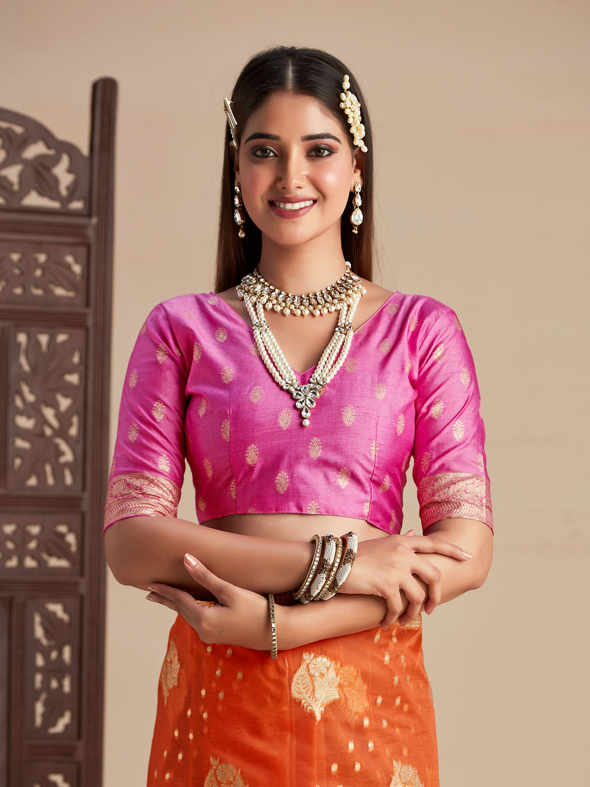 Mimosa Women's Woven Design Banarasi Organza Saree With Blouse Piece : SA00001162PC