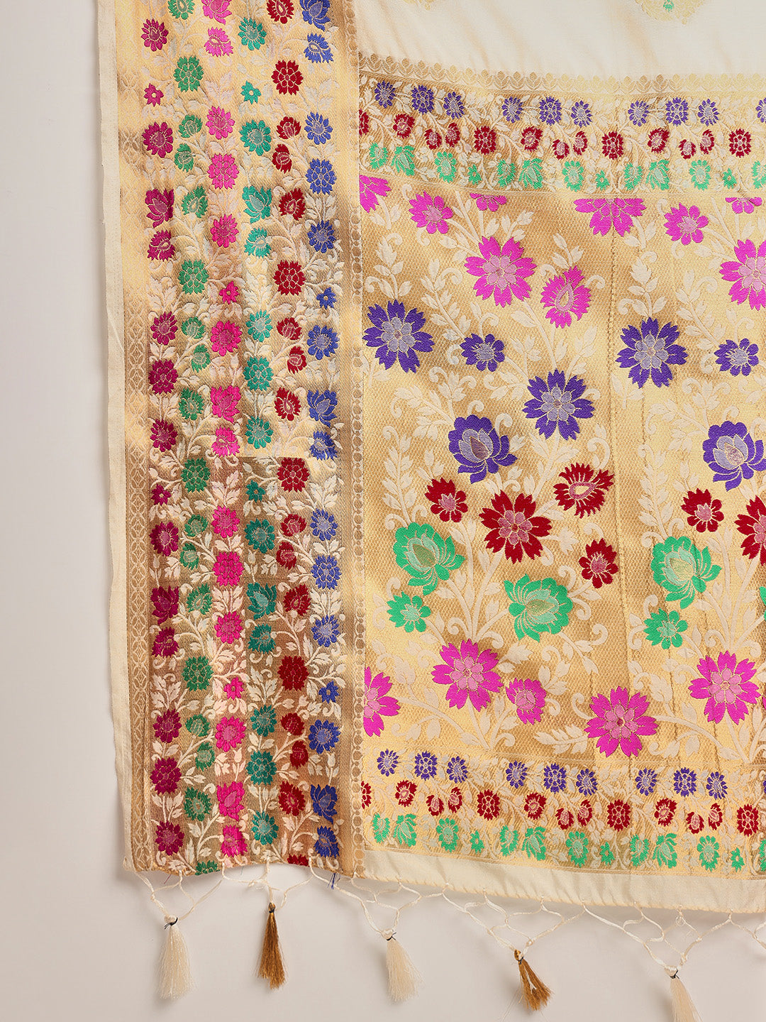 Mimosa Women's Woven Design Kanjivaram Art Silk Saree With Blouse Piece : SA00001190CRFREE