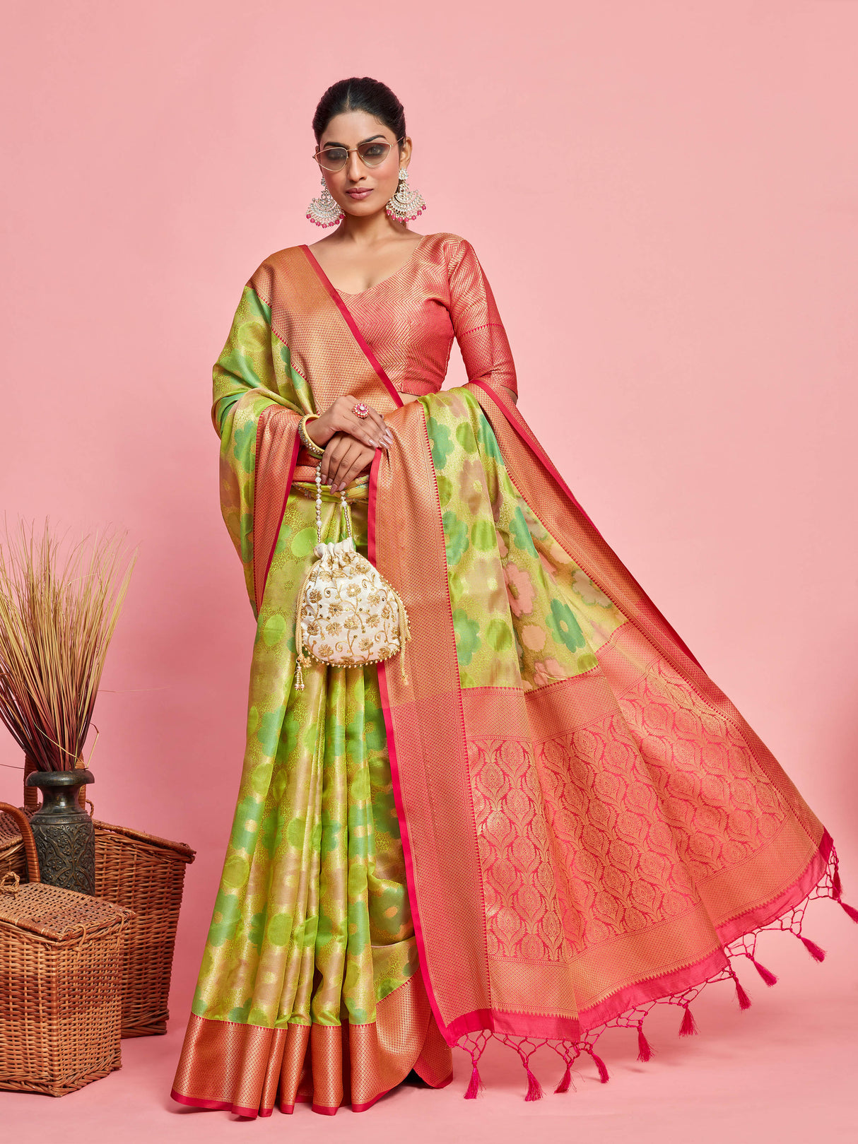 Mimosa Women's Woven Design Banarasi Art Silk Saree With Blouse Piece : SA00001213LRFREE