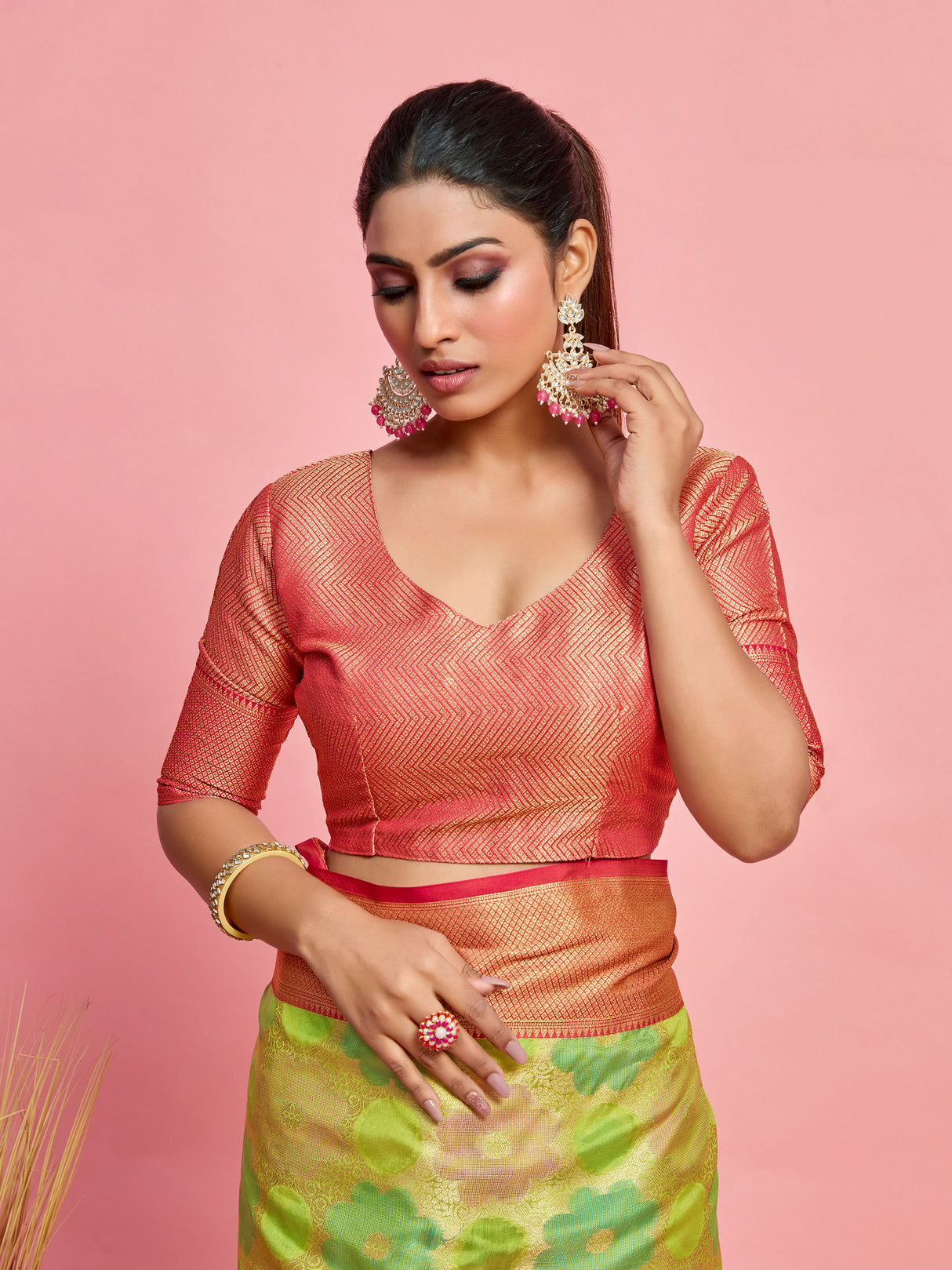 Mimosa Women's Woven Design Banarasi Art Silk Saree With Blouse Piece : SA00001213LRFREE