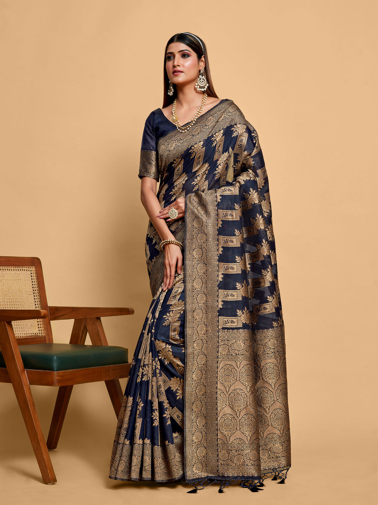 Mimosa Women's Woven Design Banarasi Art Silk Saree With Blouse Piece : SA00001215NVFREE