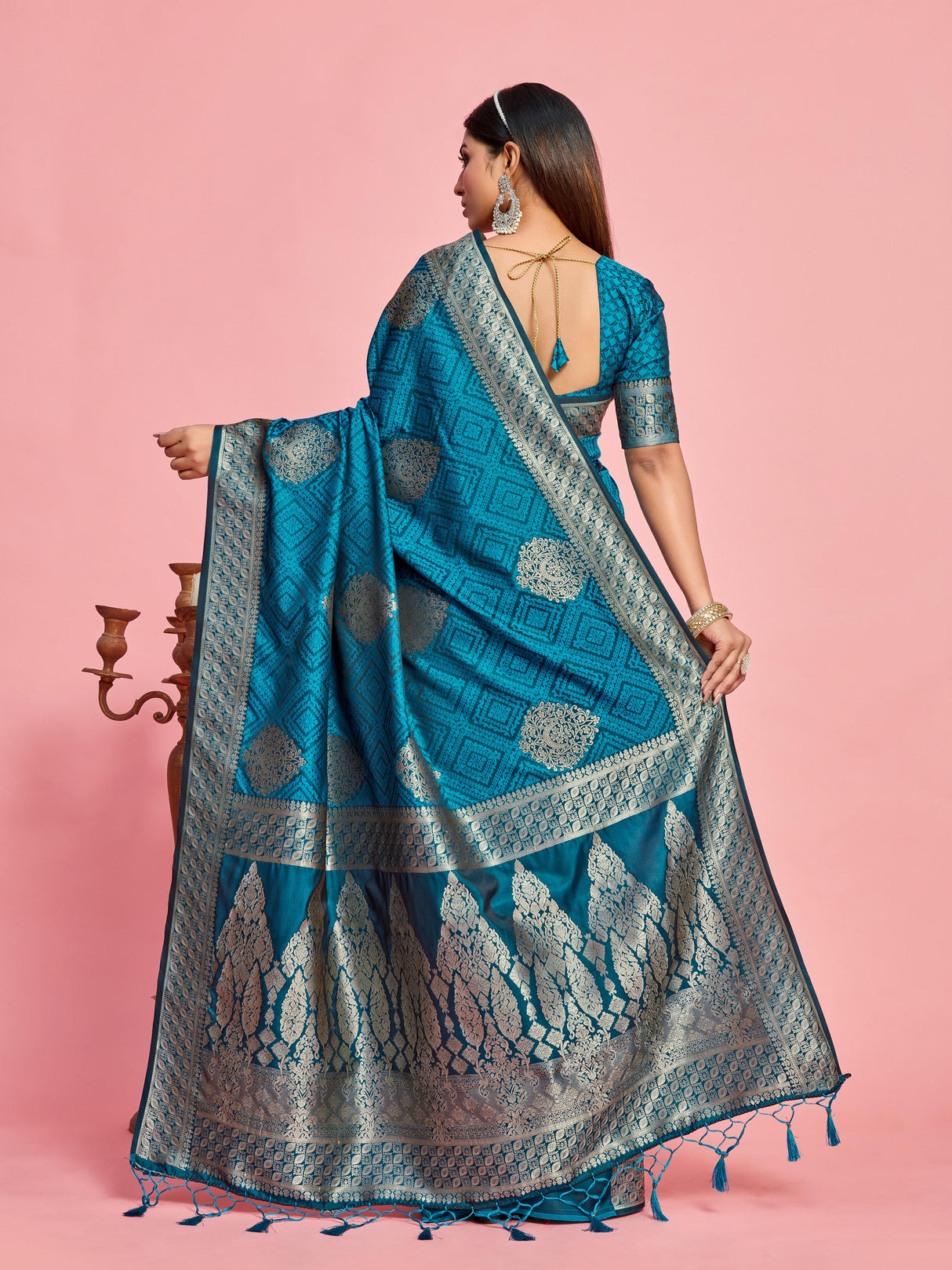 Mimosa Women's Woven Design Kanjivaram Art Silk Saree With Blouse Piece : SA00001221SFFREE