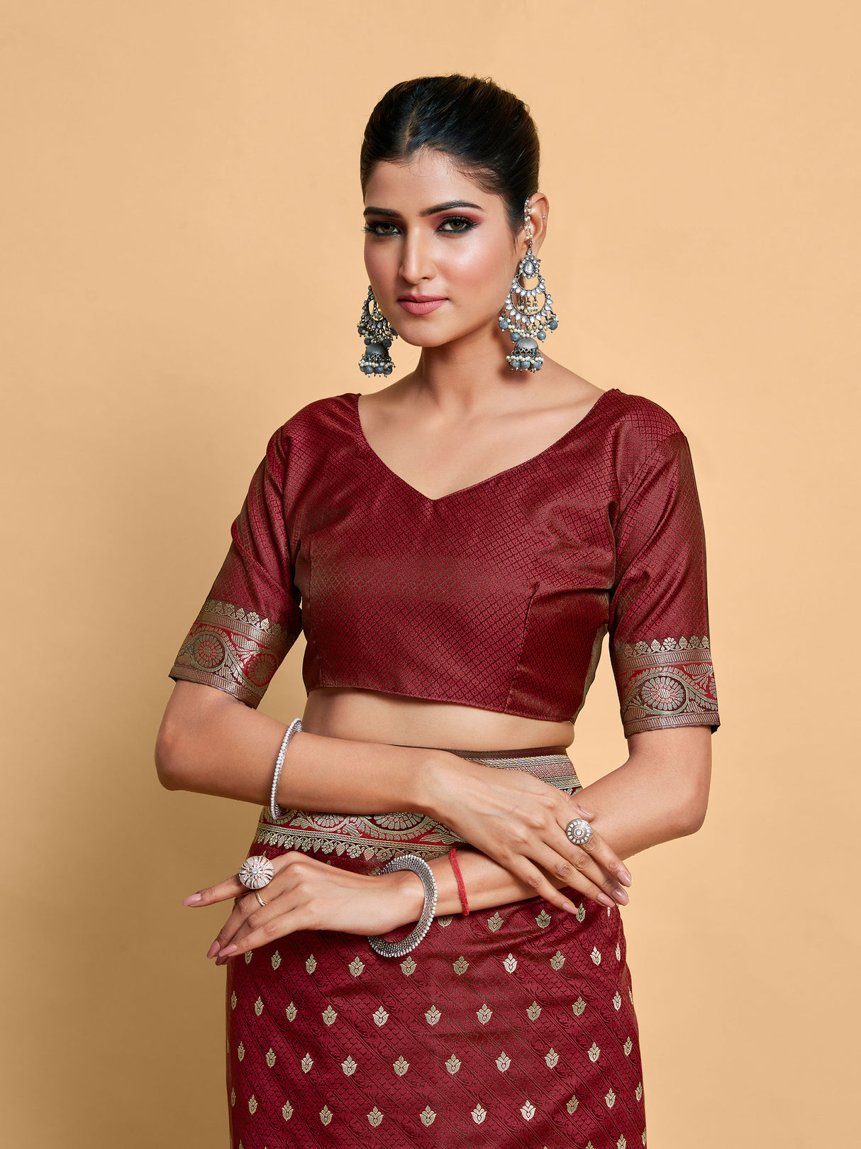 Mimosa Women's Woven Design Kanjivaram Art Silk Saree With Blouse Piece : SA00001222MRFREE