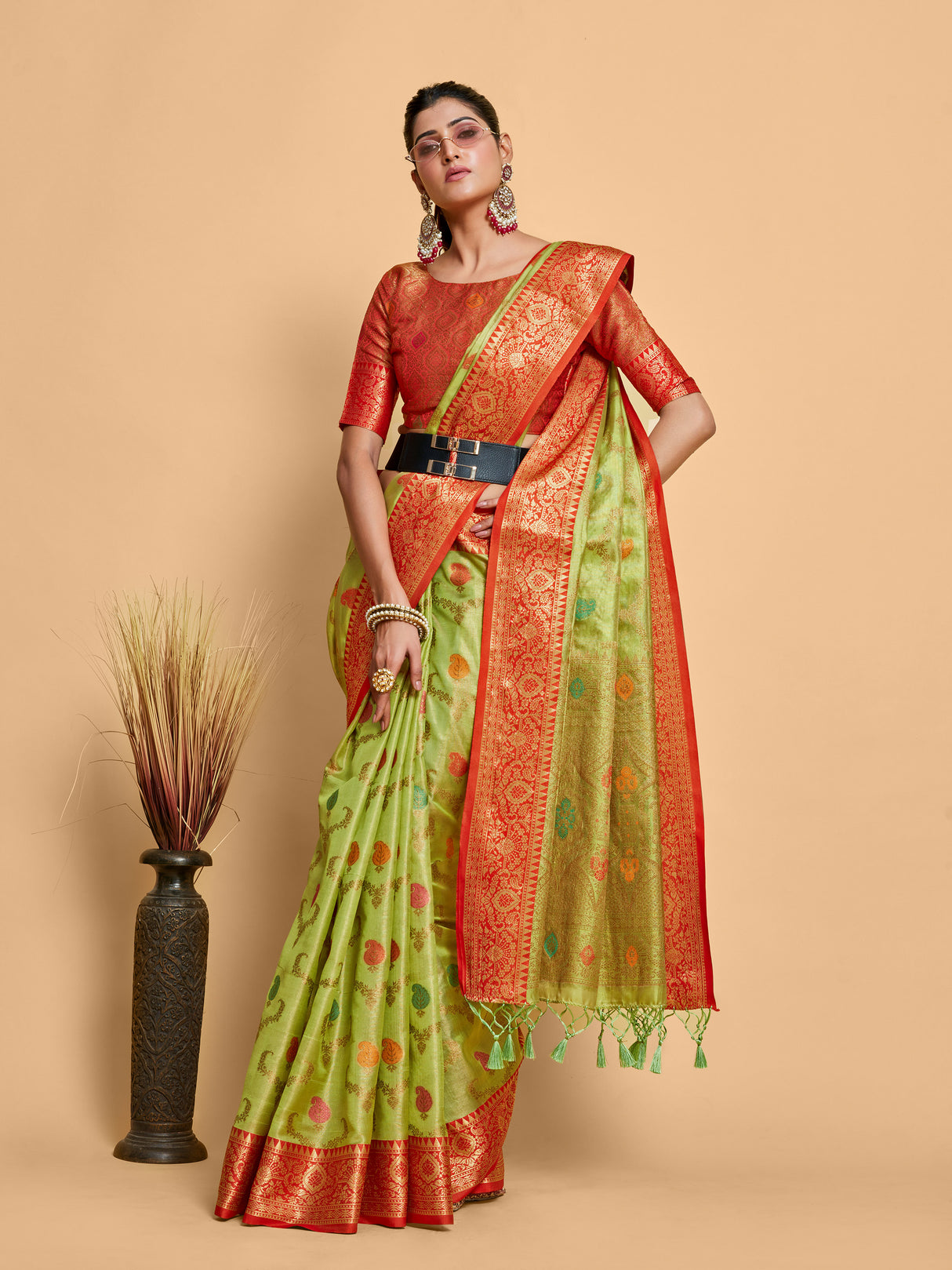 Mimosa Women's Woven Design Banarasi Art Silk Saree With Blouse Piece : SA00001226OLFREE