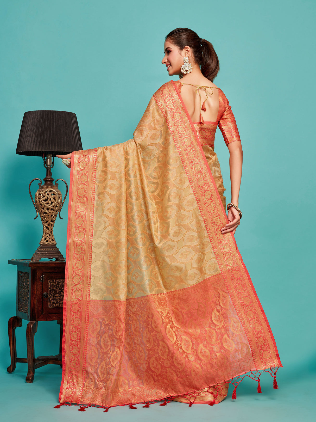 Mimosa Women's Woven Design Kanjivaram Art Silk Saree With Blouse Piece : SA00001229TSFREE