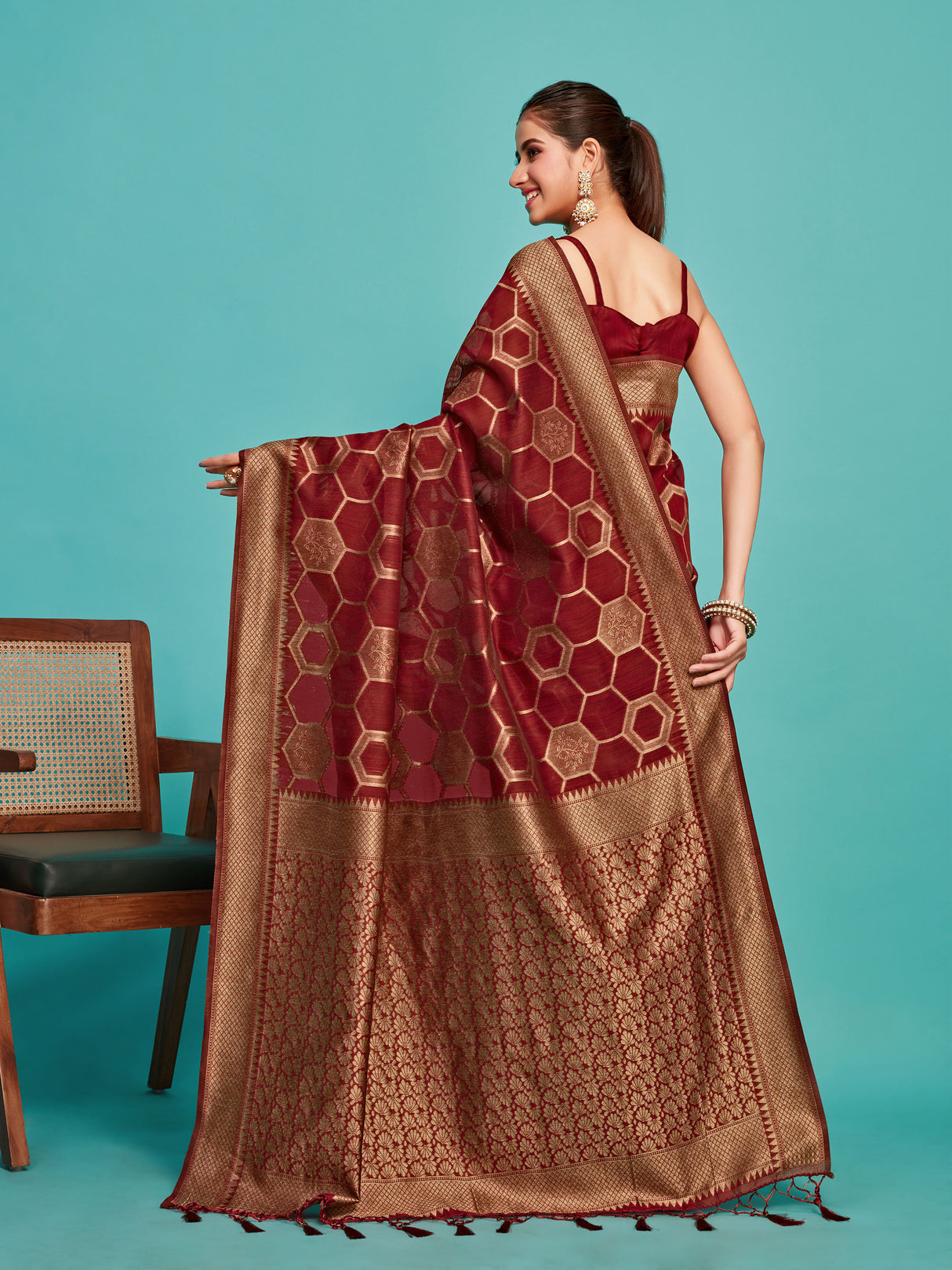 Mimosa Women's Woven Design Banarasi Linen Saree With Blouse Piece : SA00001235MRFREE