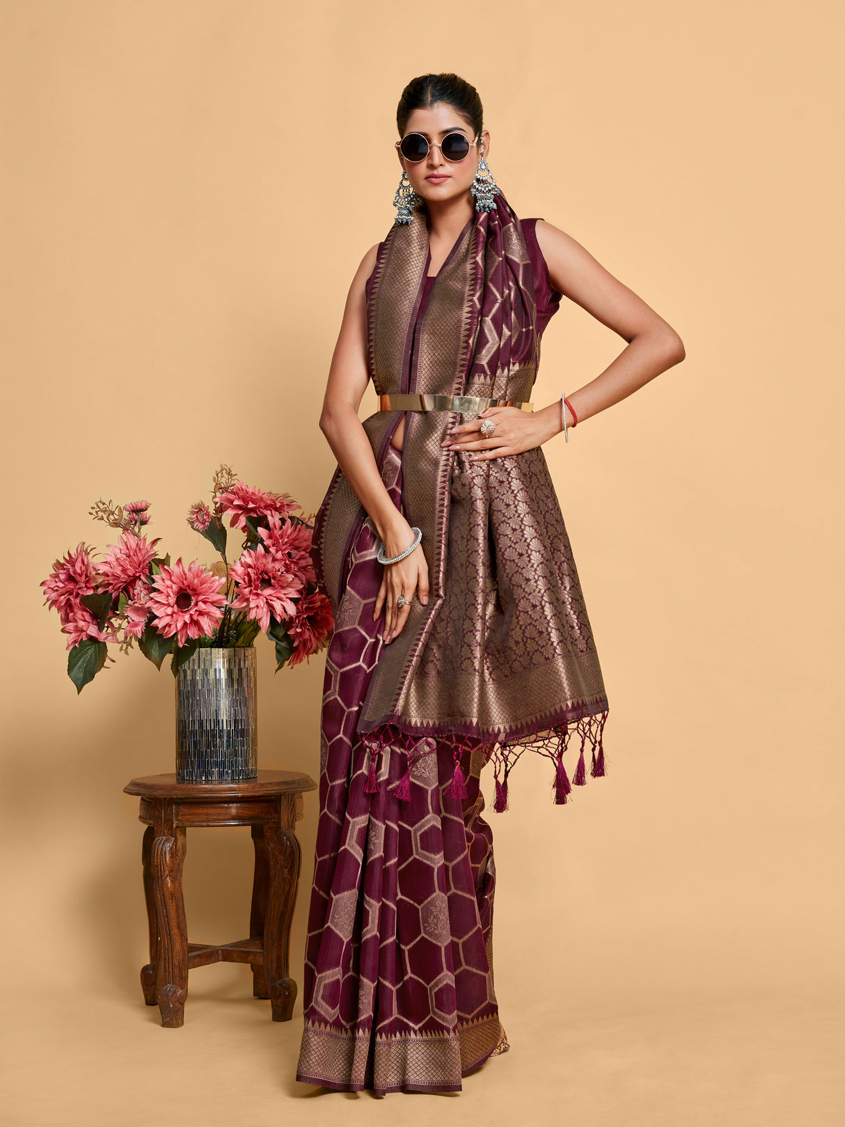 Mimosa Women's Woven Design Banarasi Linen Saree With Blouse Piece : SA00001235WNFREE