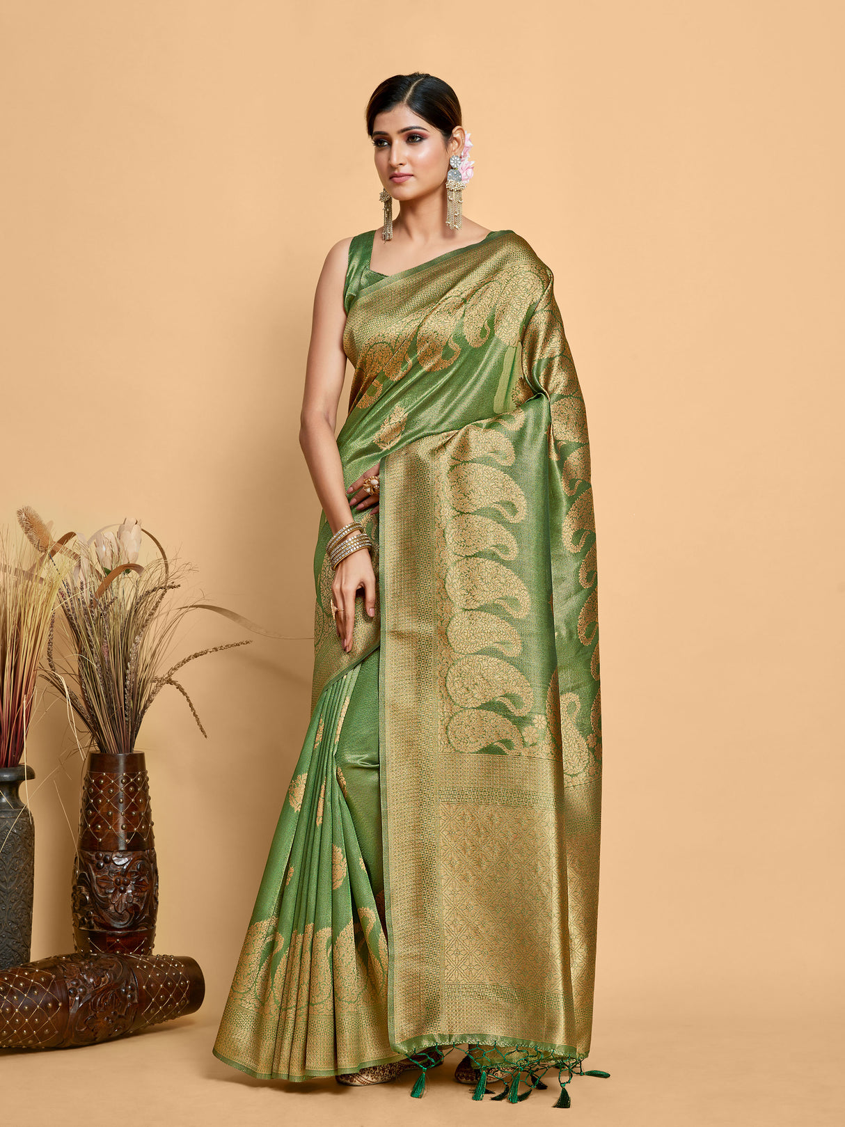 Mimosa Women's Woven Design Banarasi Art Silk Saree With Blouse Piece : SA00001237GRNFREE