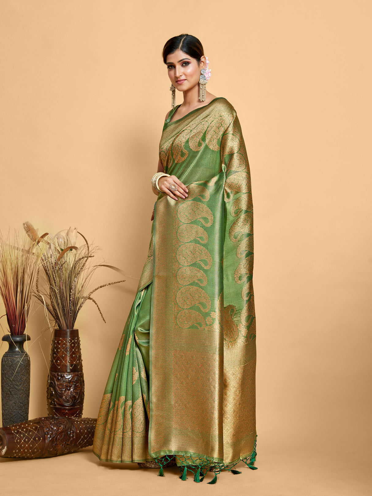 Mimosa Women's Woven Design Banarasi Art Silk Saree With Blouse Piece : SA00001237GRNFREE