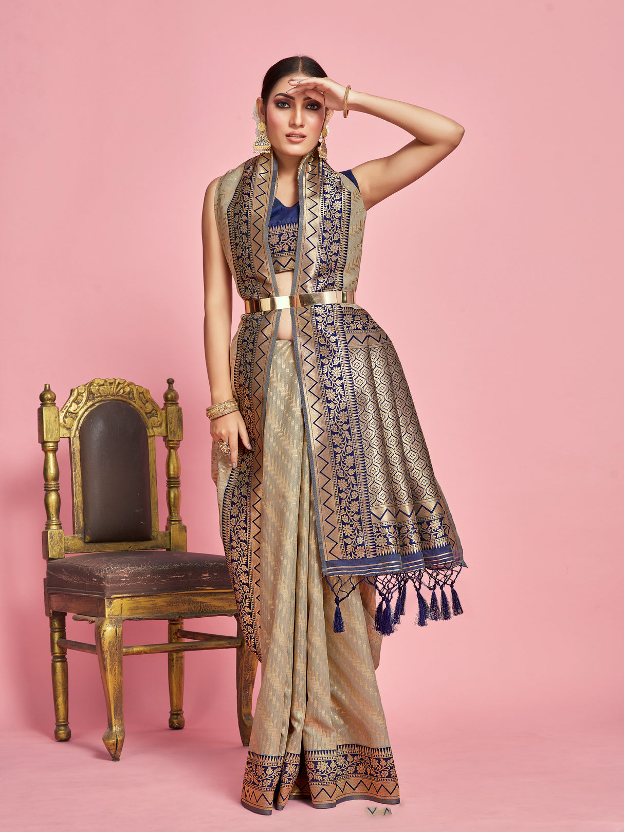 Mimosa Women's Woven Design Kanjivaram Linen Saree With Blouse Piece : SA00001256GYFREE