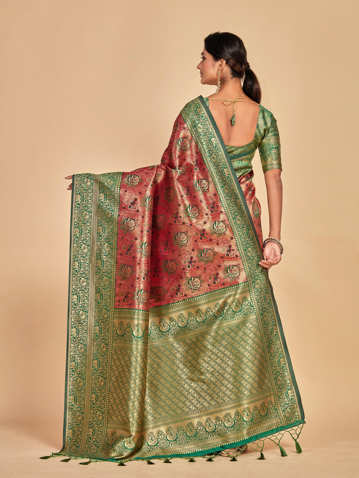 Mimosa Women's Woven Design Kanjivaram Art Silk Saree With Blouse Piece : SA00001261MRFREE