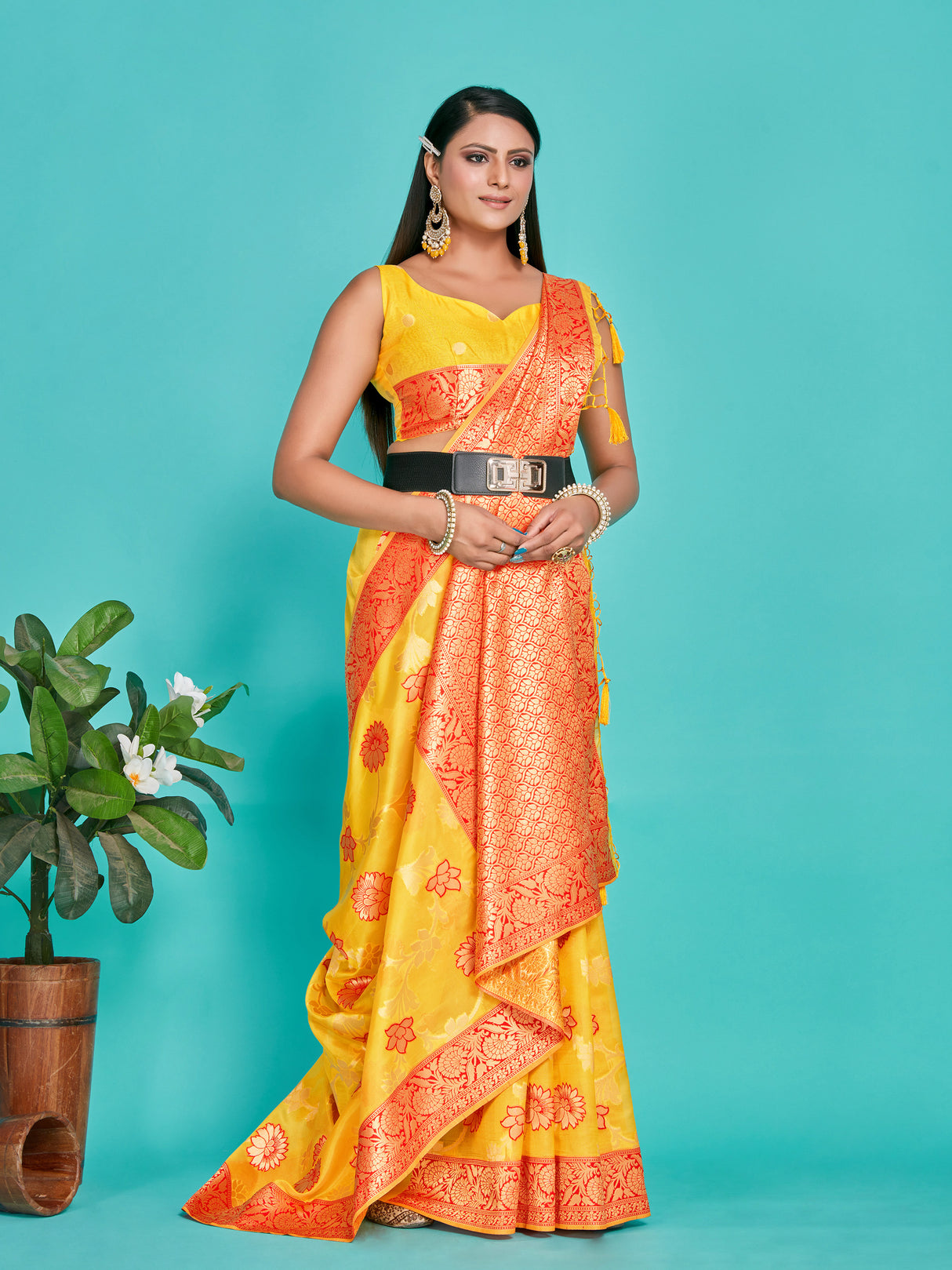 Mimosa Women's Woven Design Banarasi Linen Saree With Blouse Piece : SA00001273GDFREE