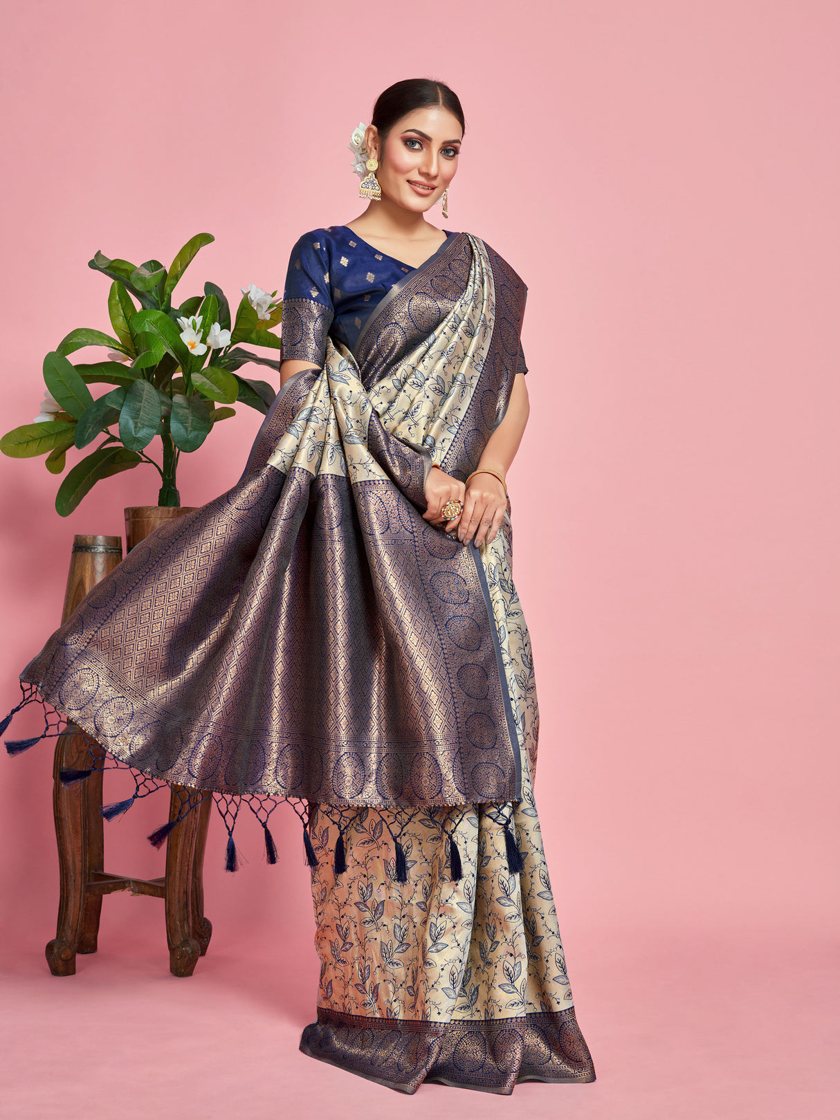 Mimosa Women's Woven Design Banarasi Art Silk Saree With Blouse Piece : SA00001274GYFREE