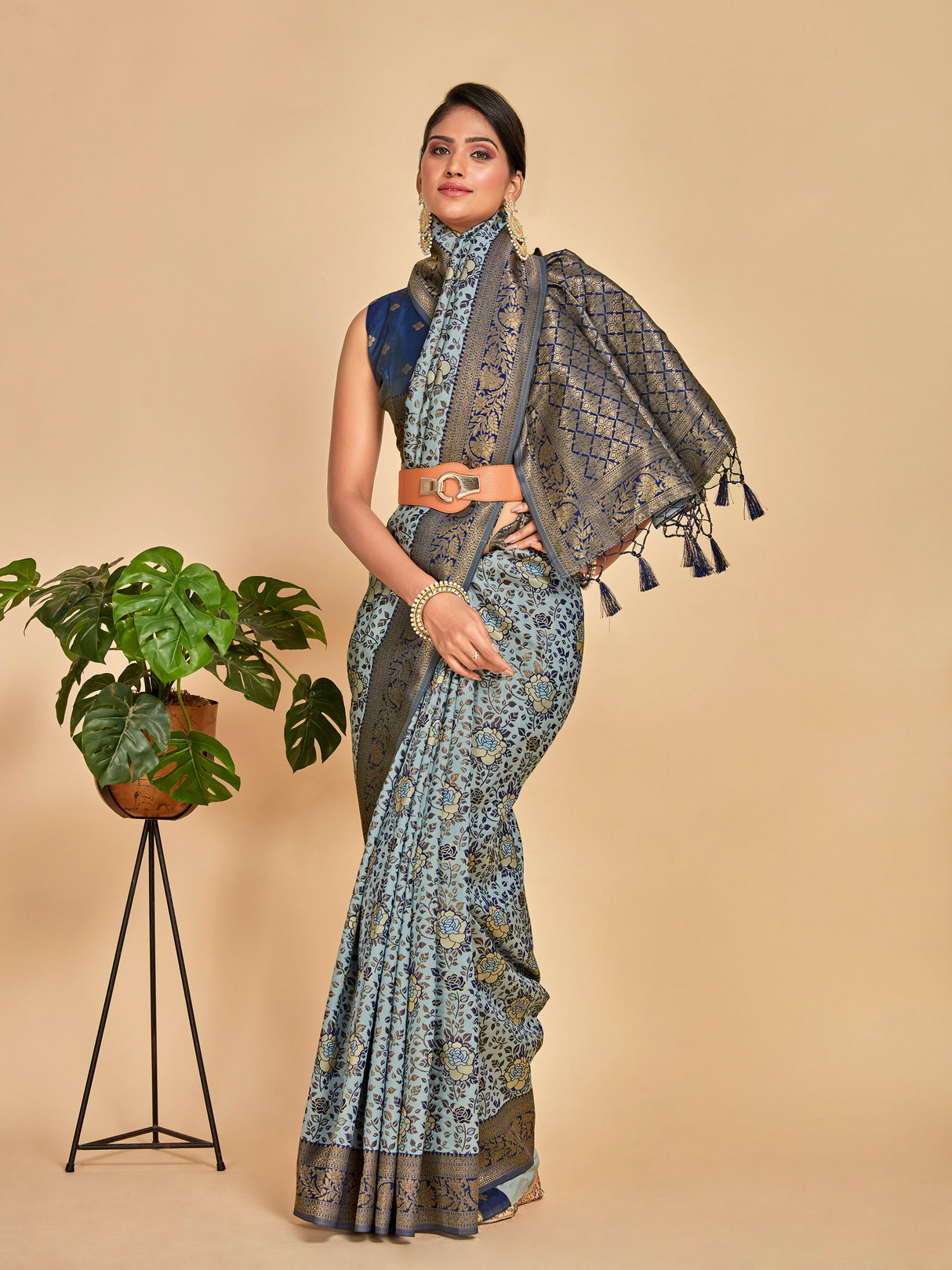 Mimosa Women's Woven Design Banarasi Art Silk Saree With Blouse Piece : SA00001275GYFREE