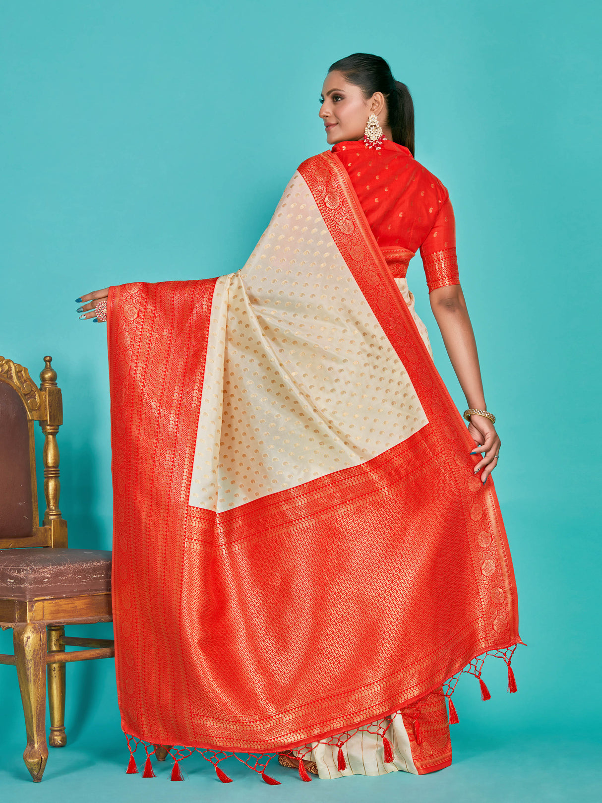 Mimosa Women's Woven Design Kanjivaram Art Silk Saree With Blouse Piece : SA00001276HWFREE