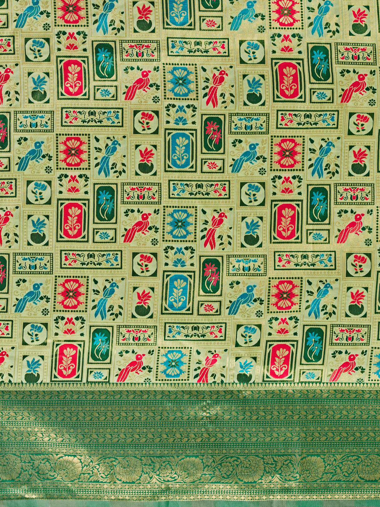 Mimosa Women's Woven Design Kanjivaram Art Silk Saree With Blouse Piece : SA00001277PSFREE