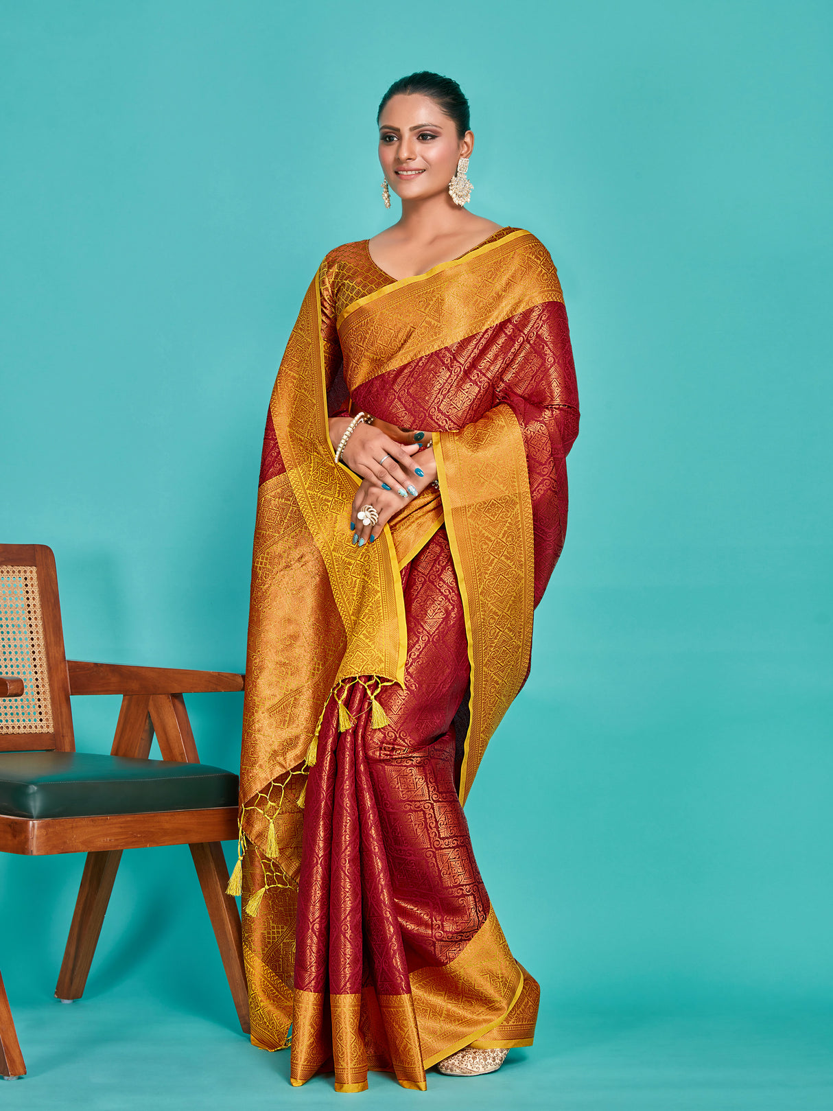 Mimosa Women's Woven Design Kanjivaram Art Silk Saree With Blouse Piece : SA00001289MRFREE